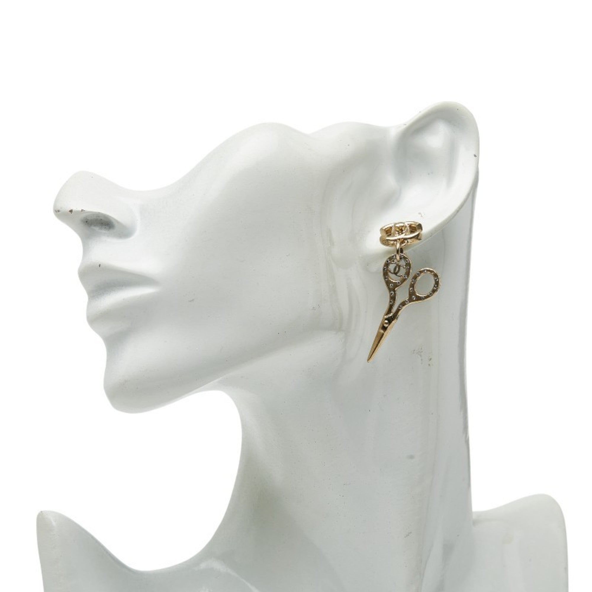 CC Logo Turnlock Earrings Metal Gold-Tone Metal
