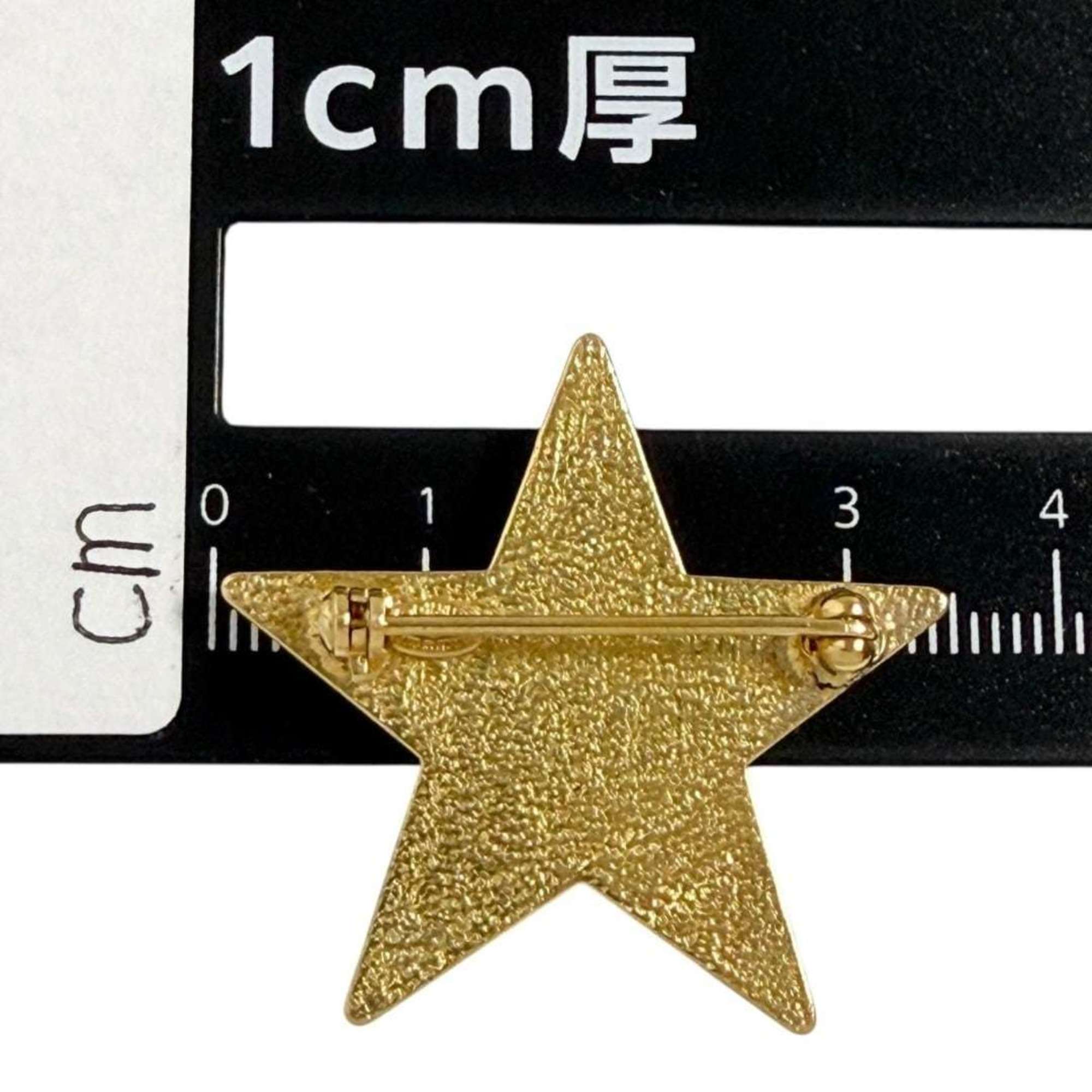 CC Logo Star Brooch Gold-Tone Metal