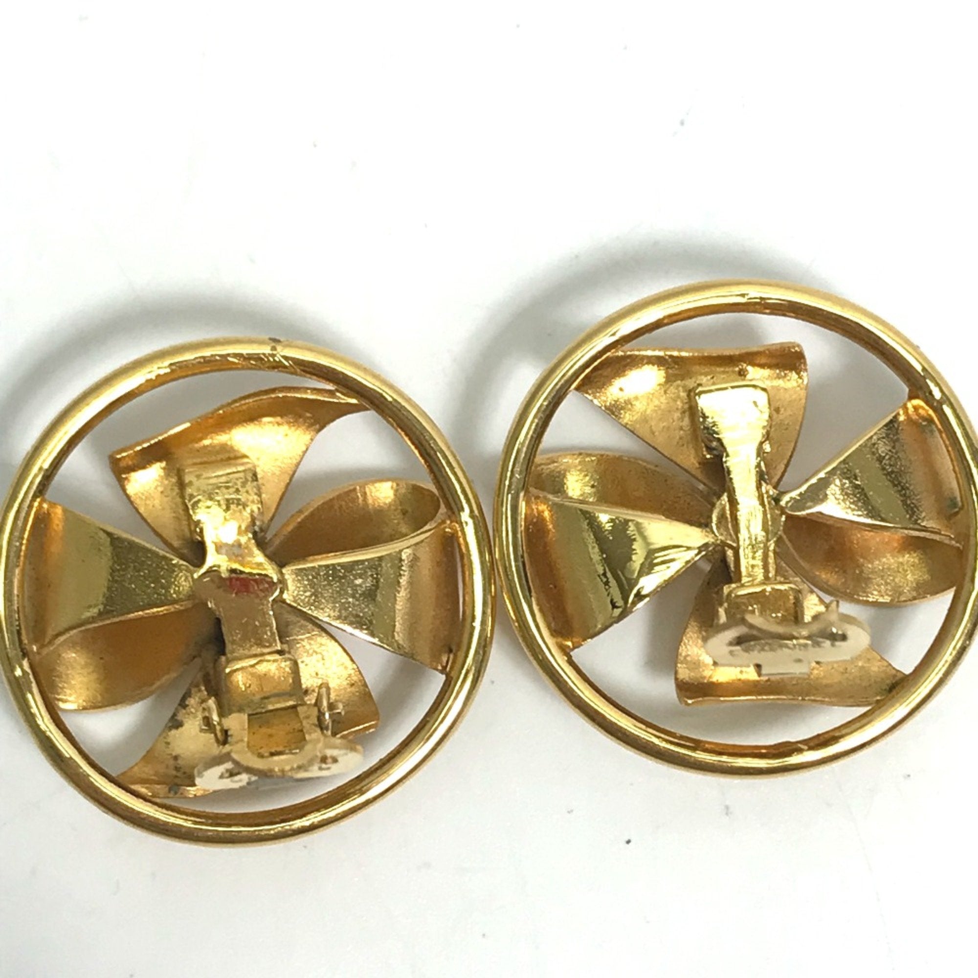 Vintage Clip-On Earrings Clip-On