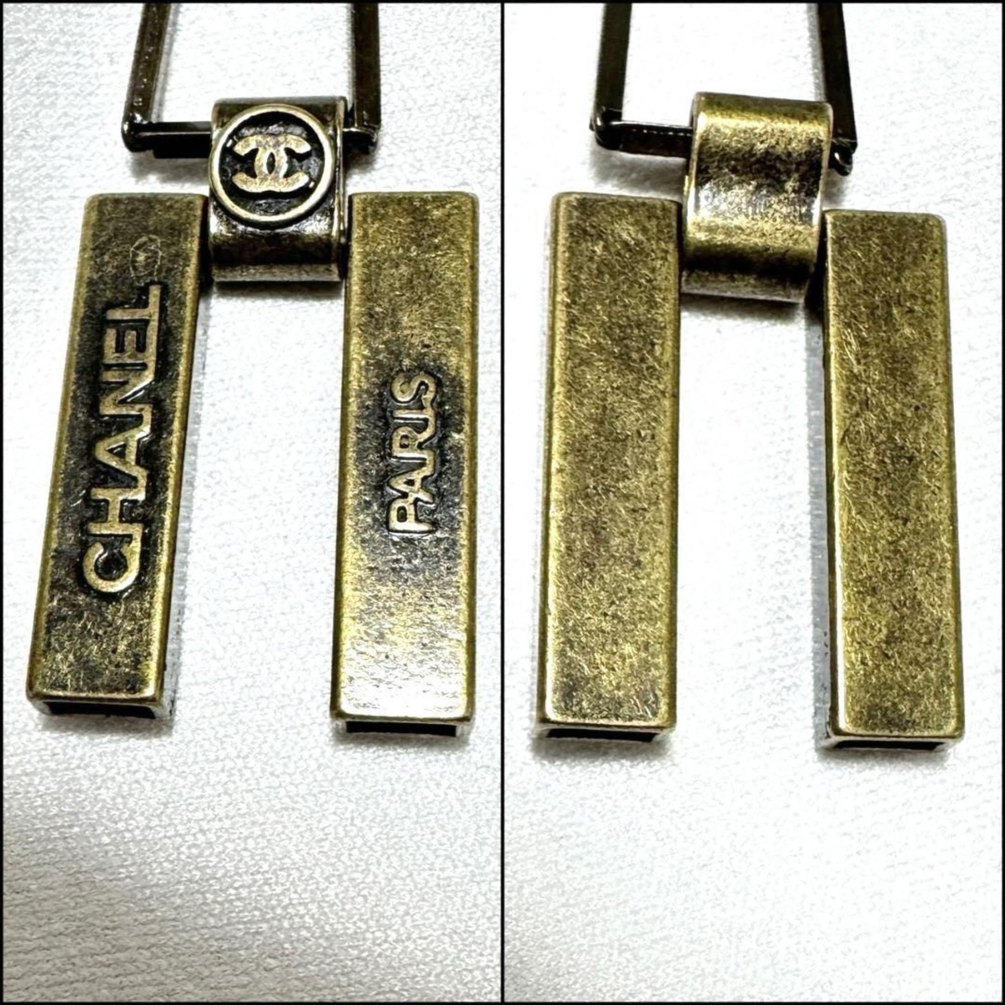 Pendant Necklace Metal