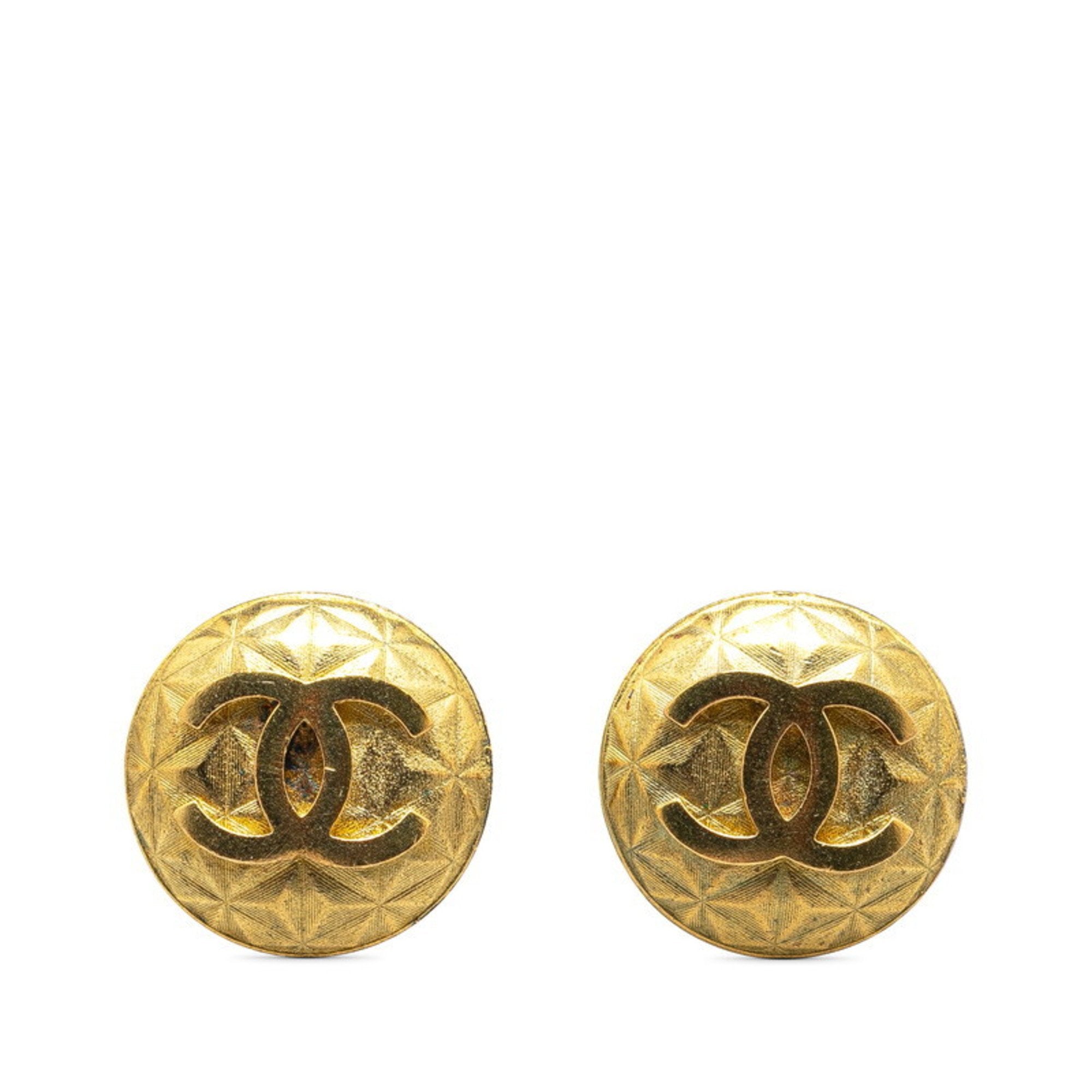CC Logo Clip-On Earrings Metal Gold-Tone Metal