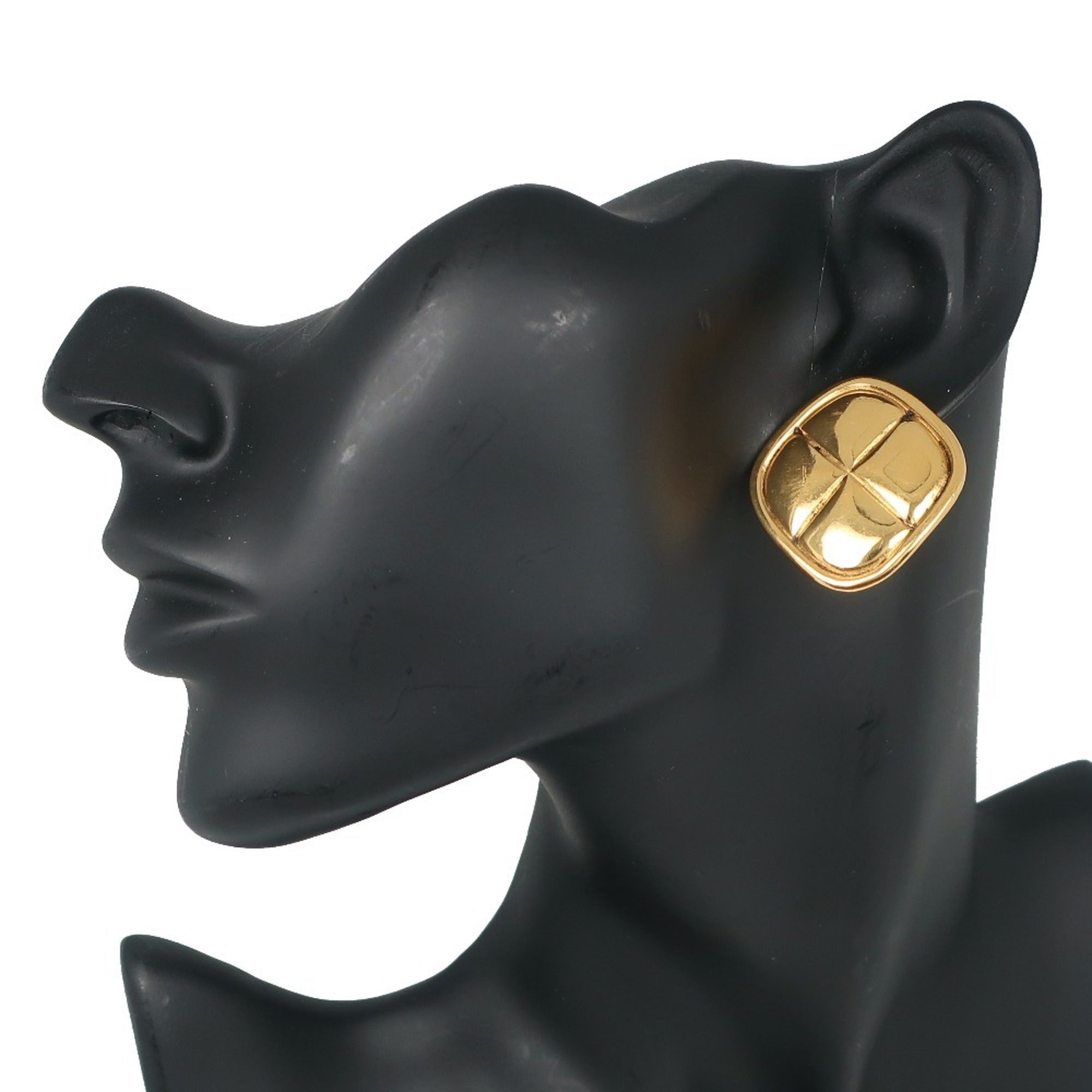 Vintage Earrings Gold-Tone Metal