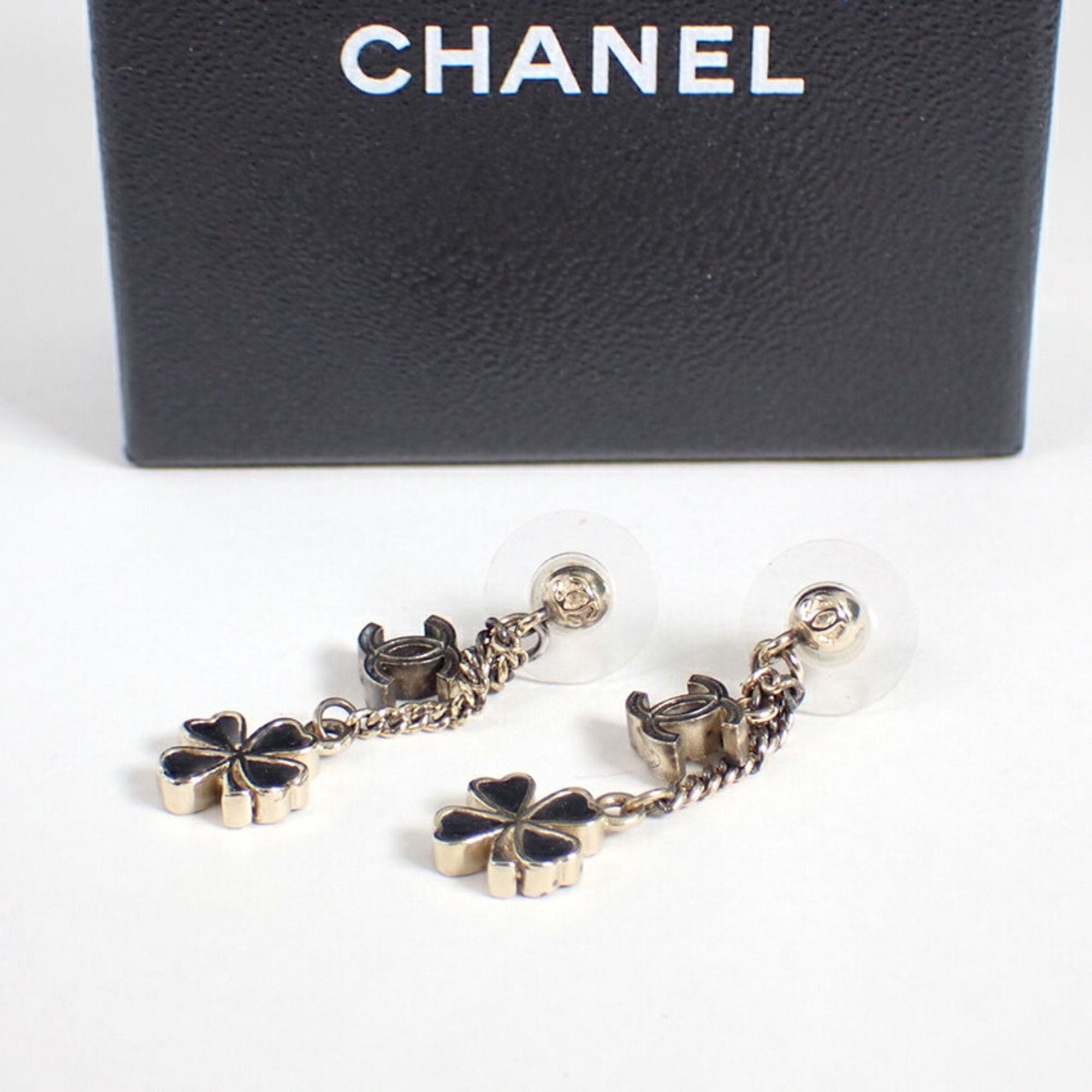 CC Logo Clover Earrings Metal Gold-Tone Metal