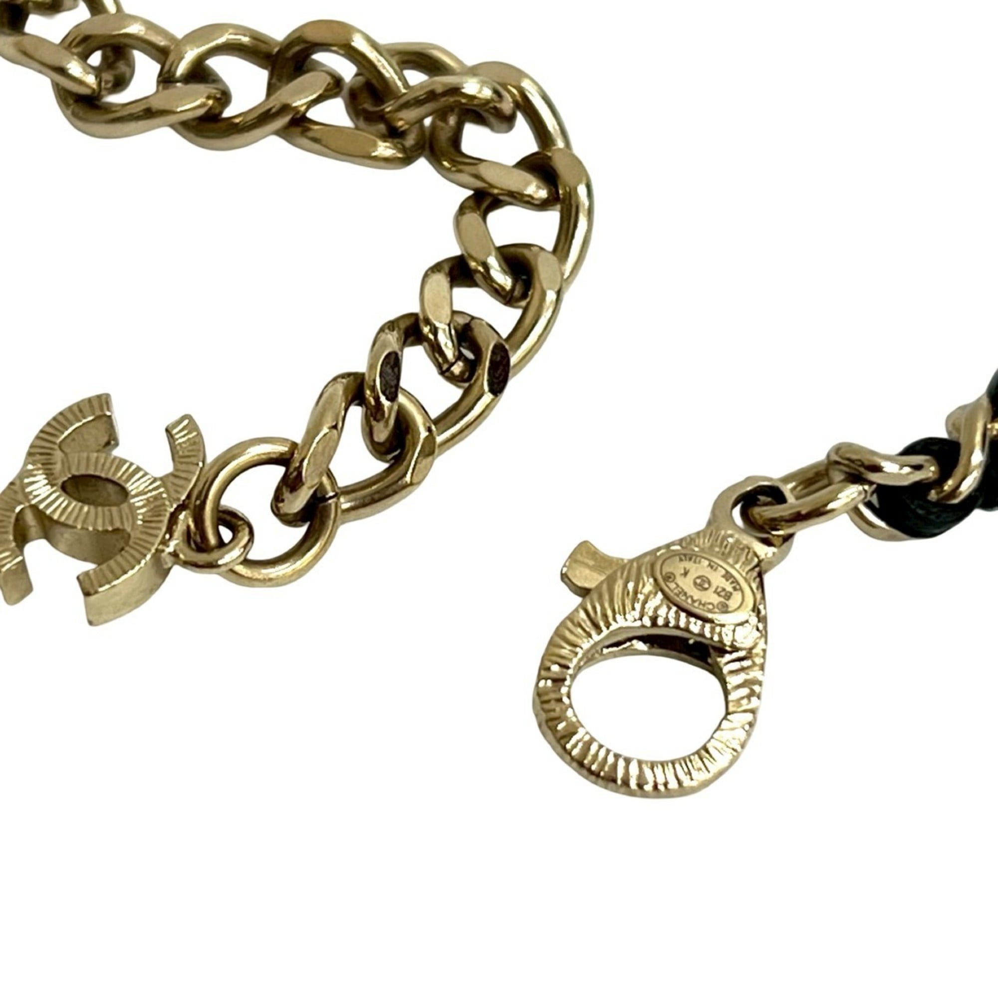 CC Logo Chain Heart Pendant Necklace Metal