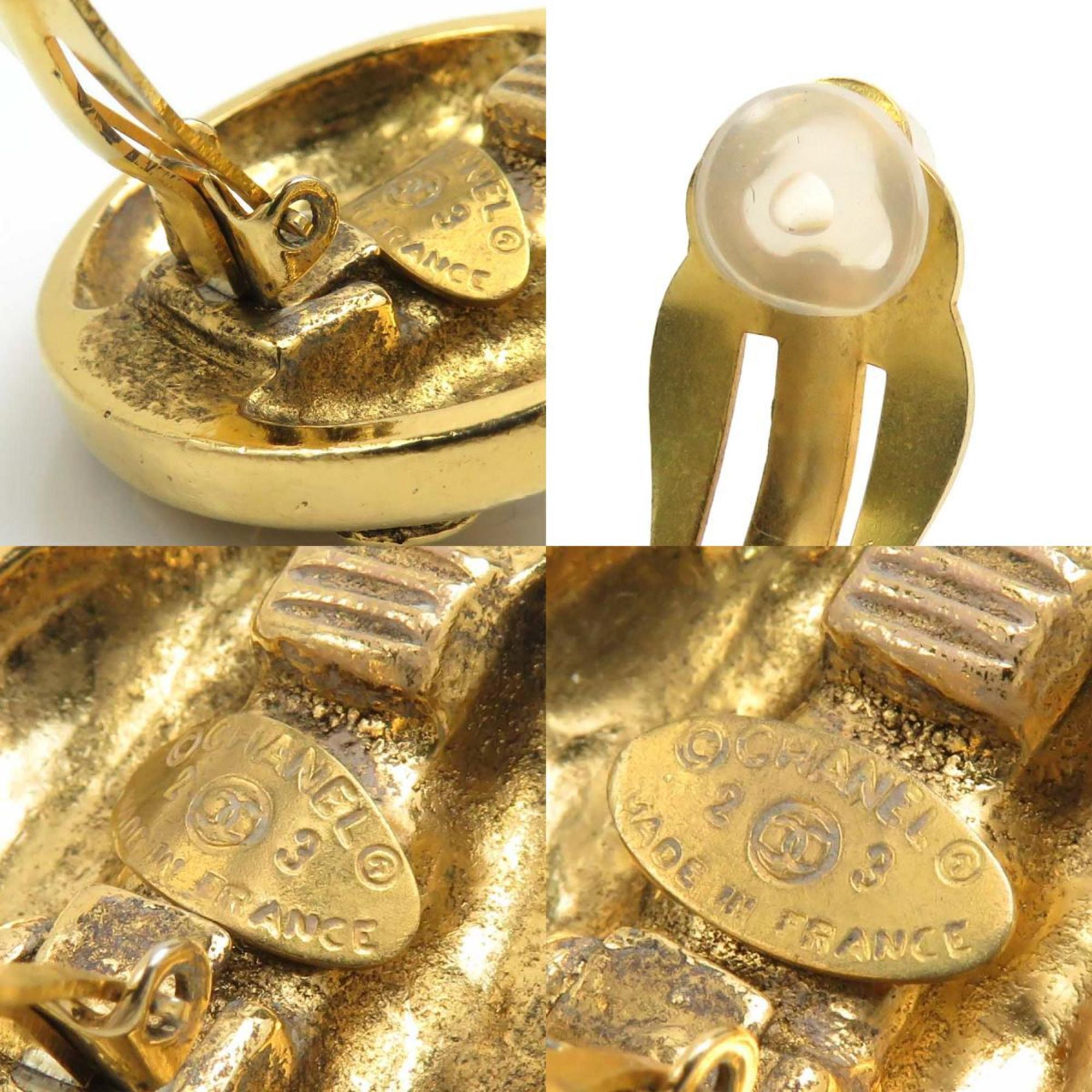 CC Logo Clip-On Earrings Gold-Tone Metal