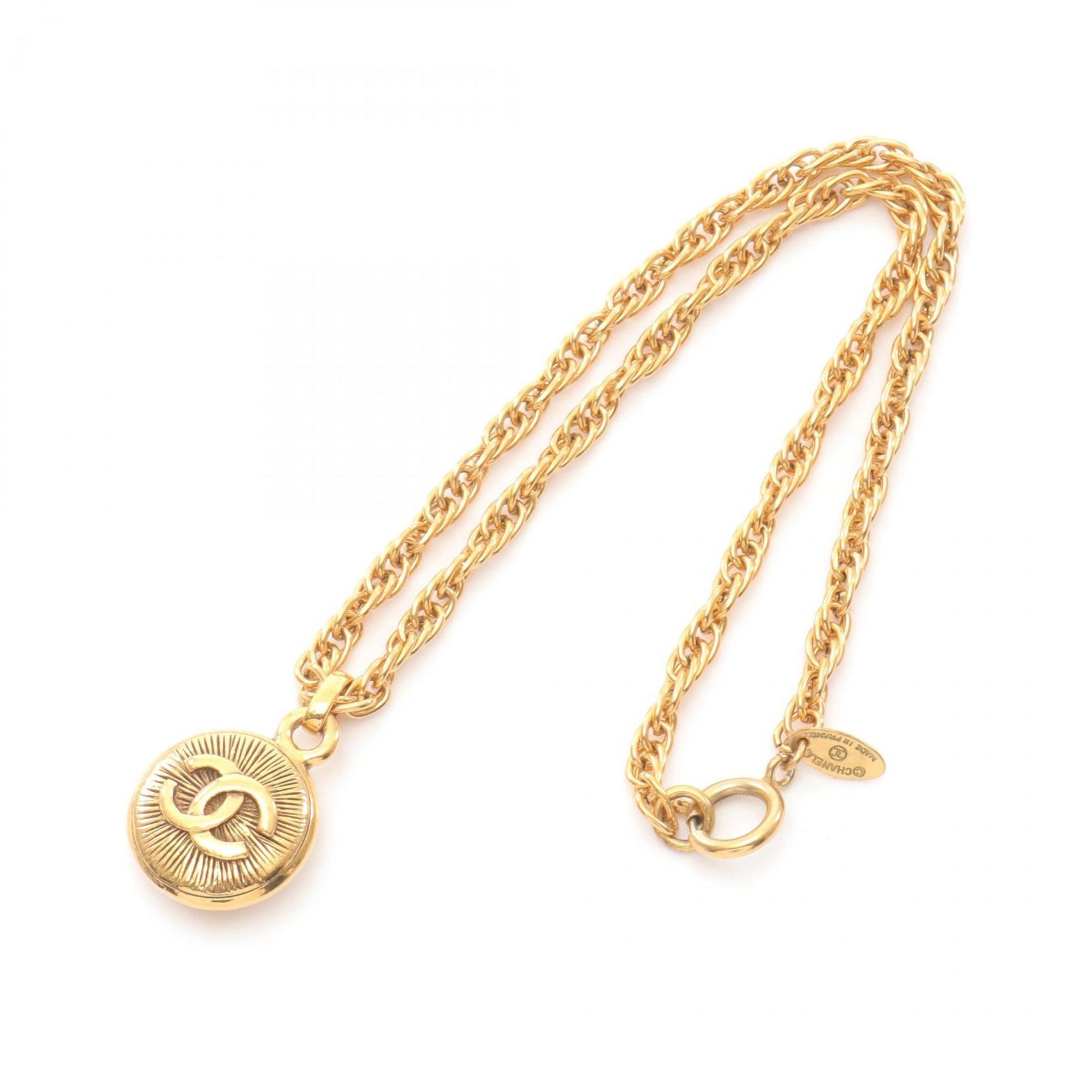 CC Logo Pendant Necklace Metal