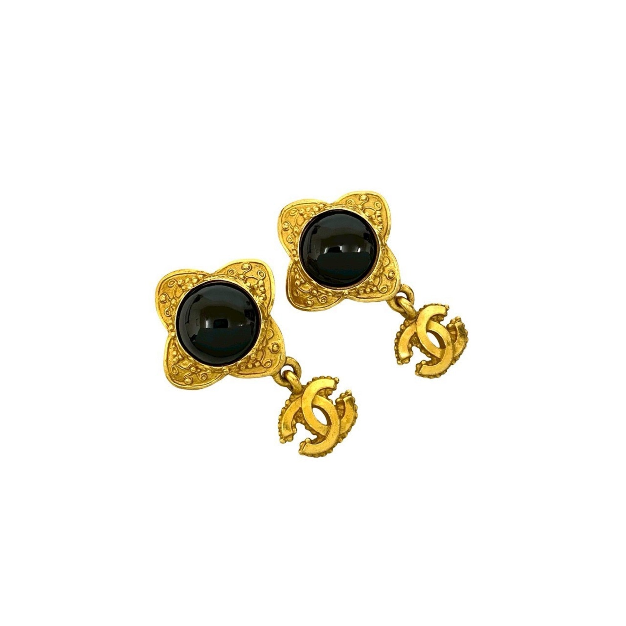 CC Logo Clip-On Earrings Metal Gold-Tone Metal