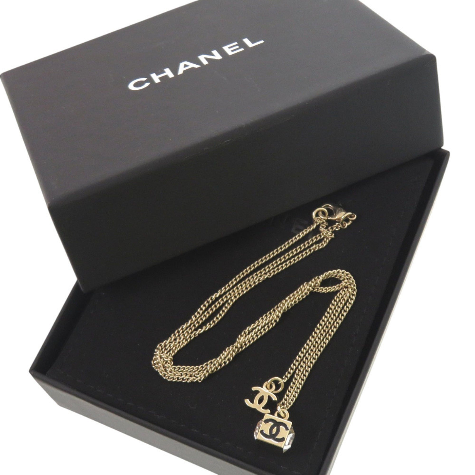 CC Logo Pendant Necklace Metal