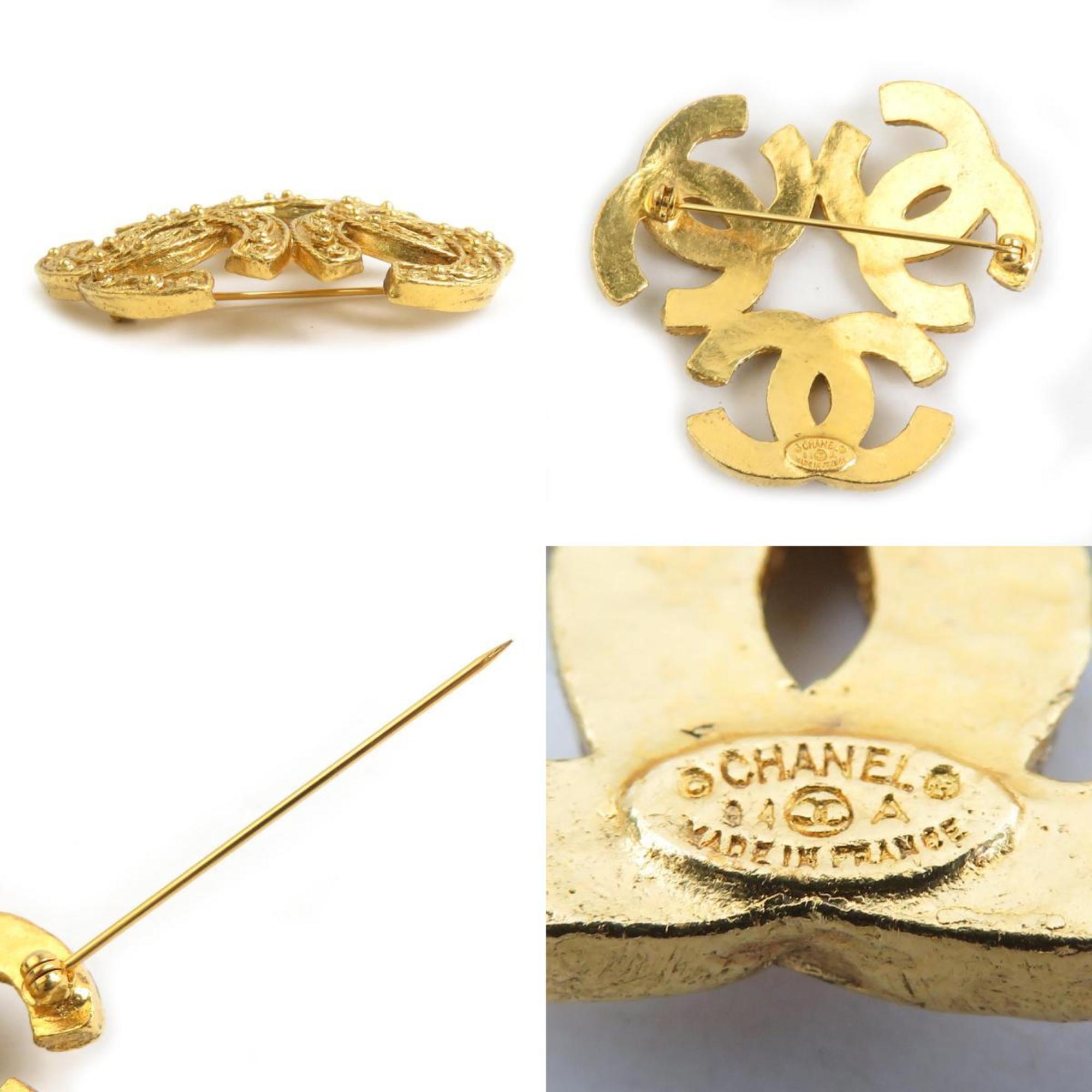 CC Logo Brooch Gold-Tone Metal