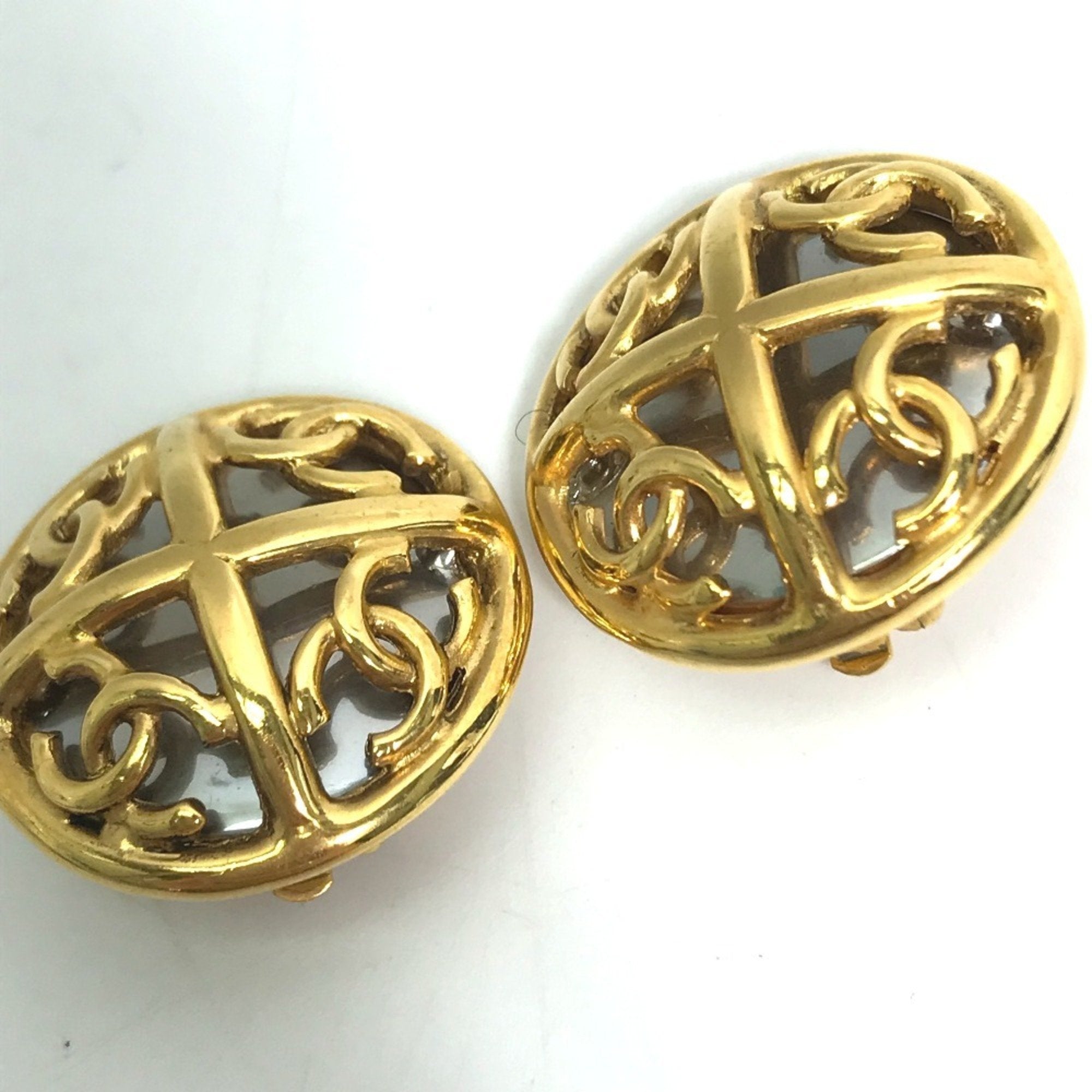 CC Logo Round Clip-On Earrings Gold-Tone Metal Gold-Tone Metal