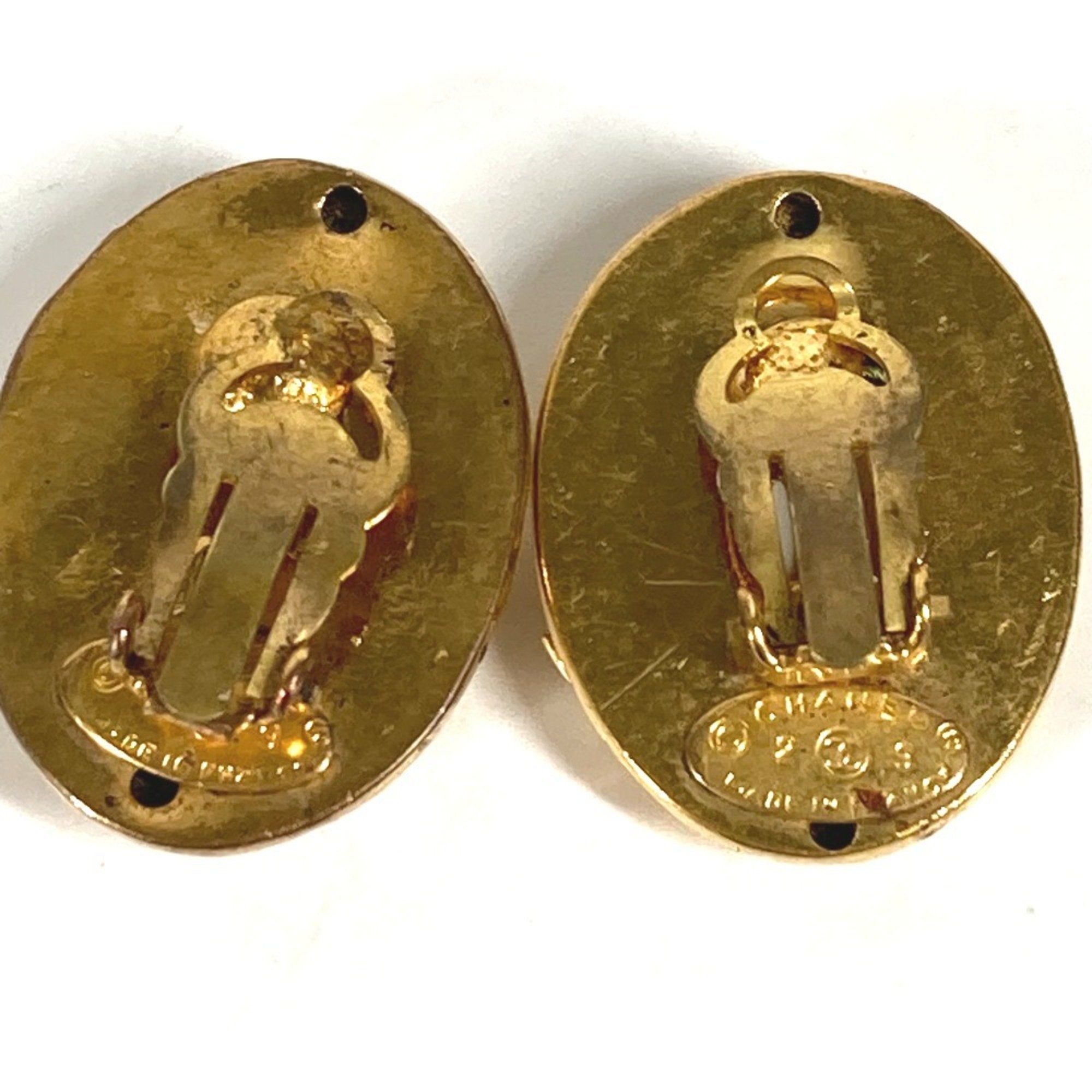 CC Logo Round Clip-On Earrings Gold-Tone Metal Gold-Tone Metal