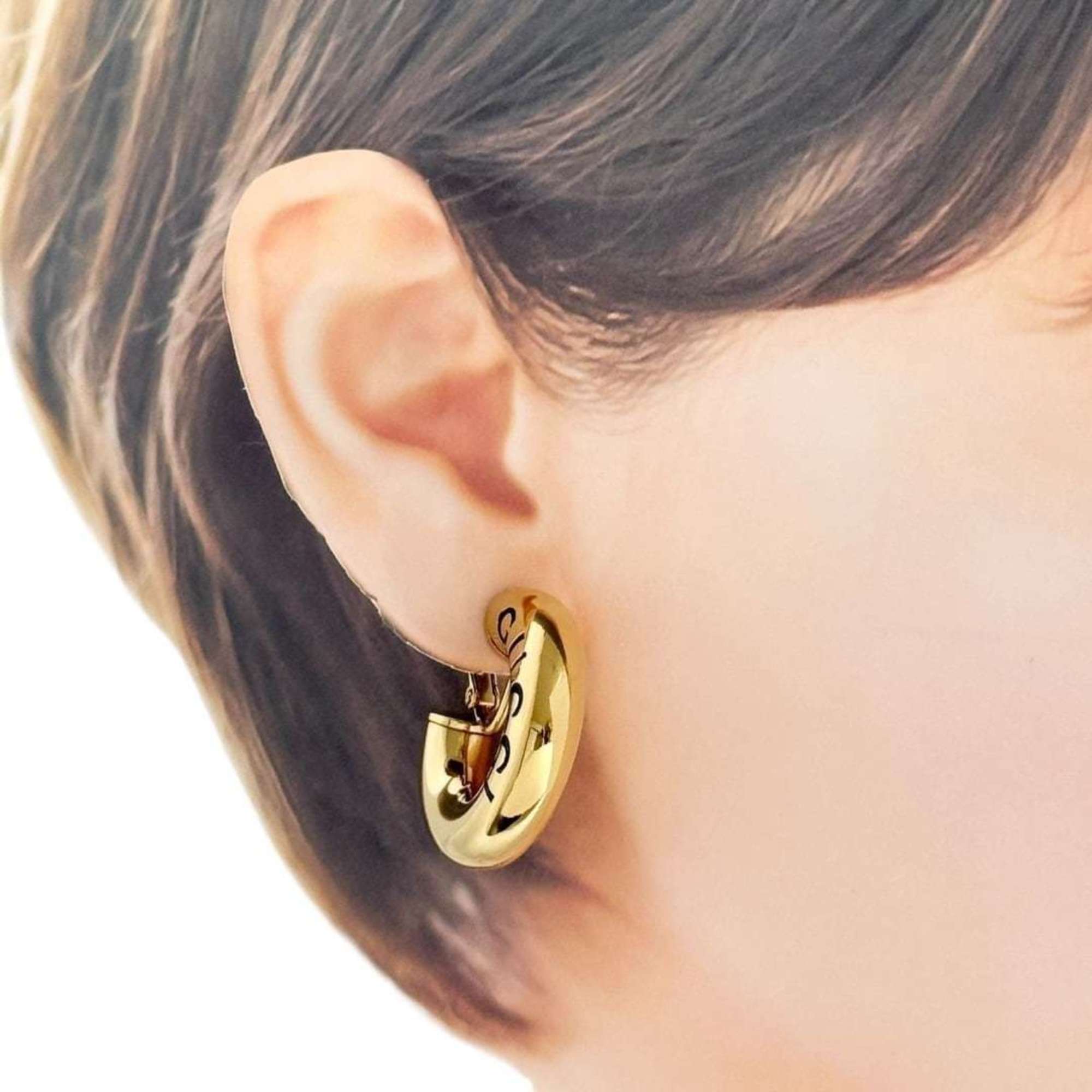 Single Clip-On Earring Hoop Clip-On Gold-Tone Metal