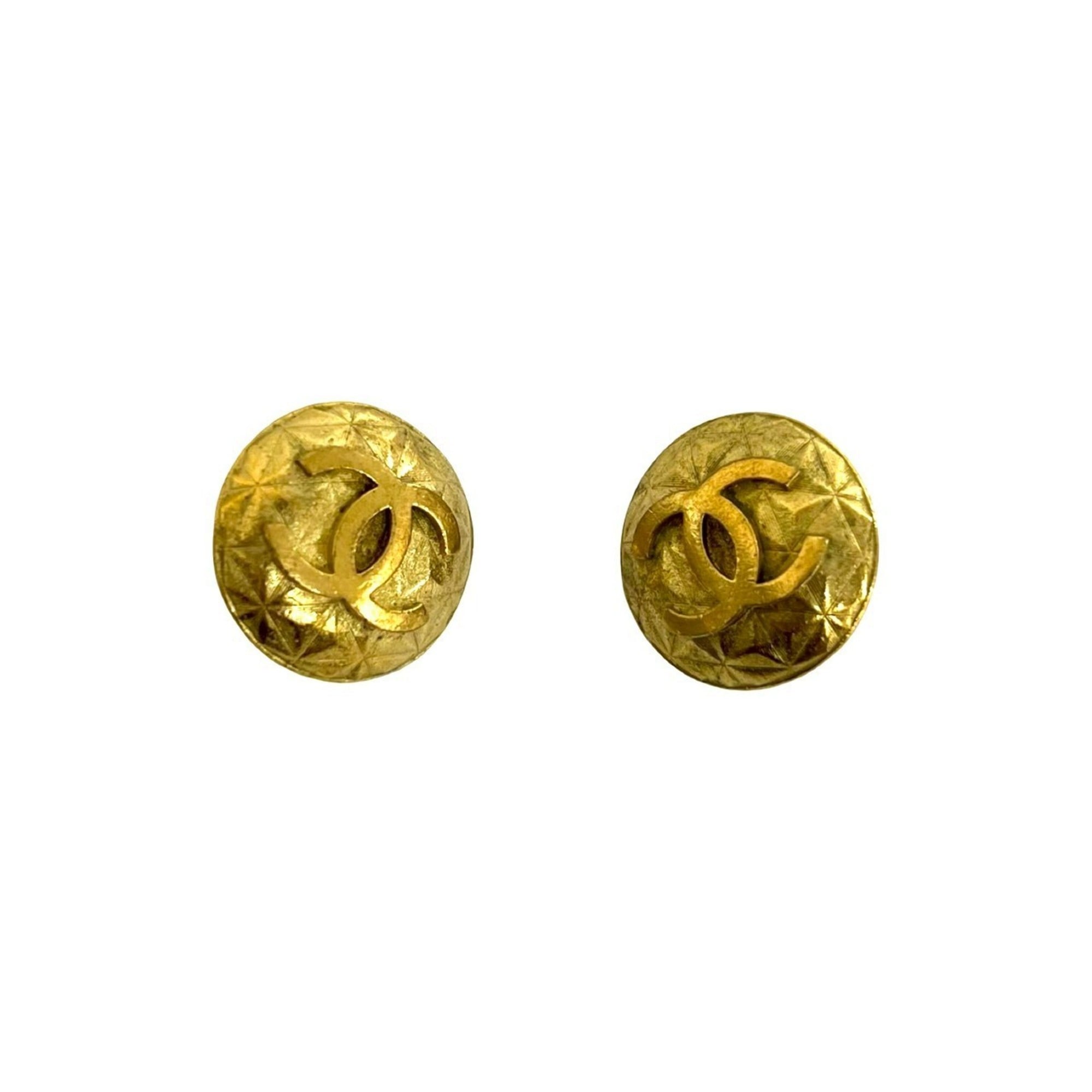 CC Logo Clip-On Earrings Metal Gold-Tone Metal