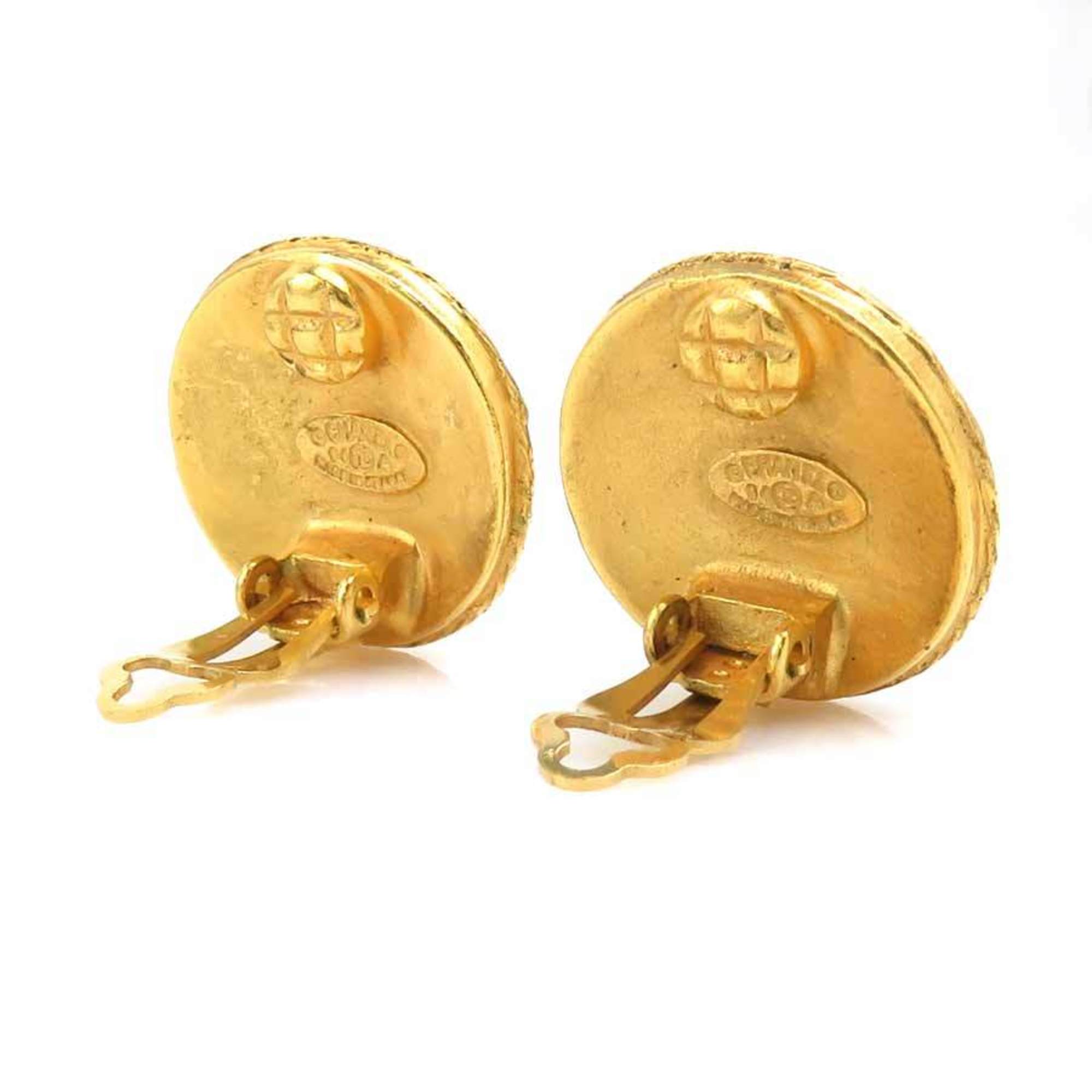 CC Logo Clip-On Earrings Gold-Tone Metal Gold-Tone Metal