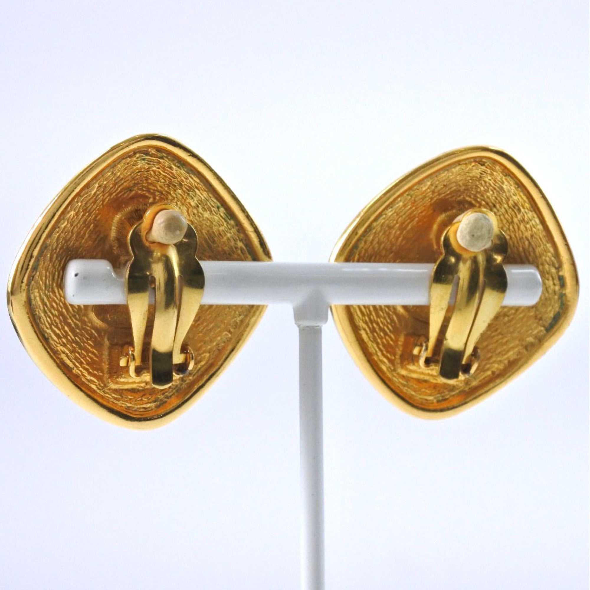 CC Logo Clip-On Earrings Metal Gold-Tone Metal