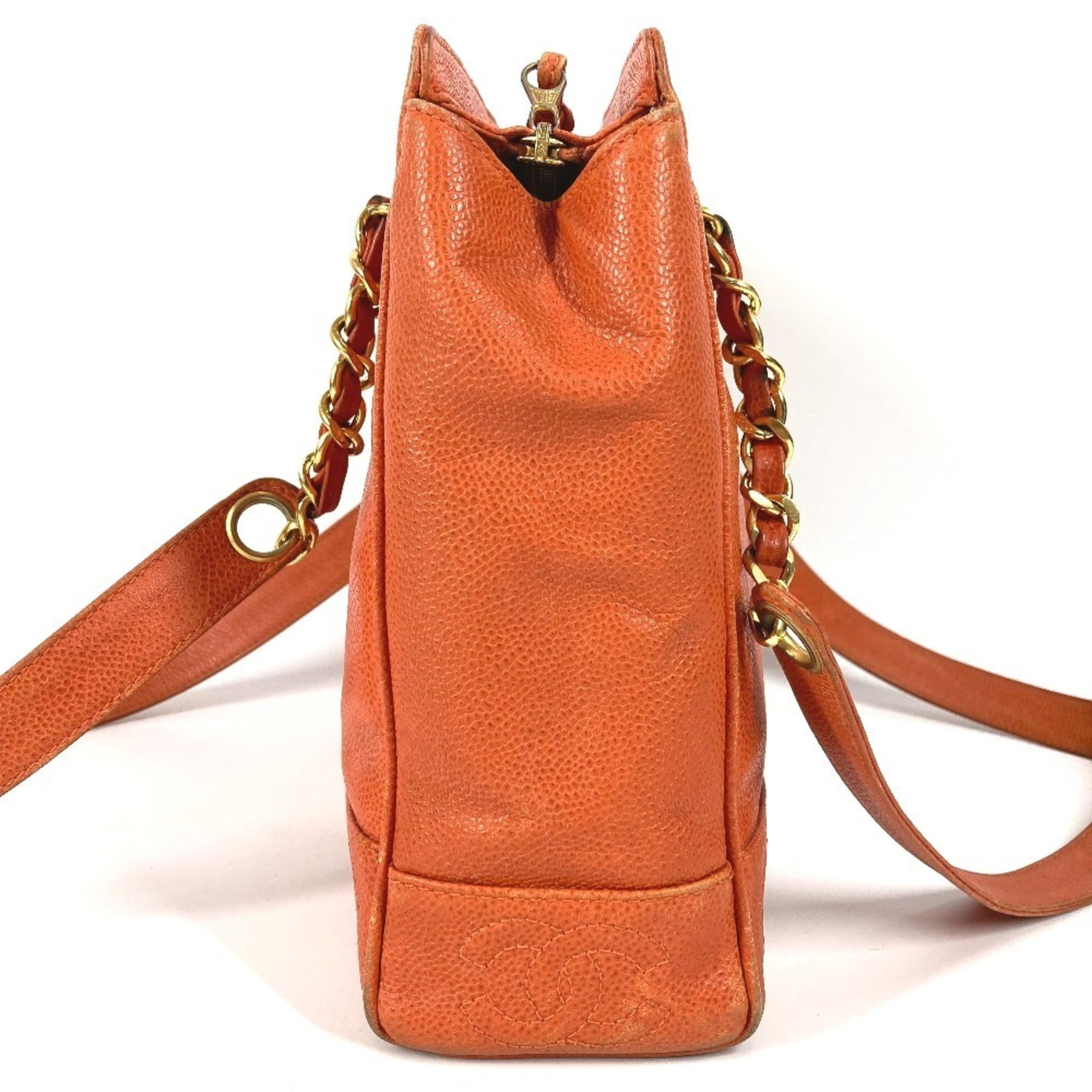 Vintage Stitched CC Shoulder Bag Caviar Medium