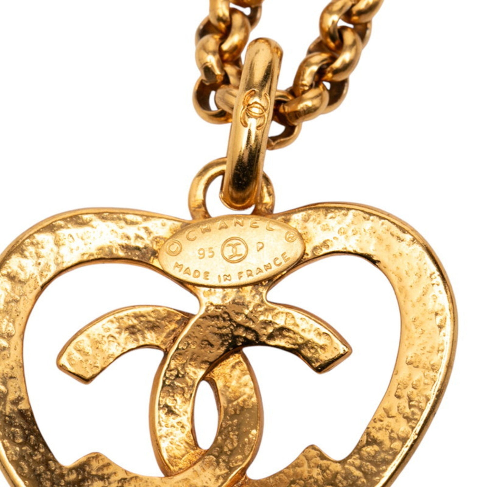 CC Logo Chain Heart Pendant Necklace Metal