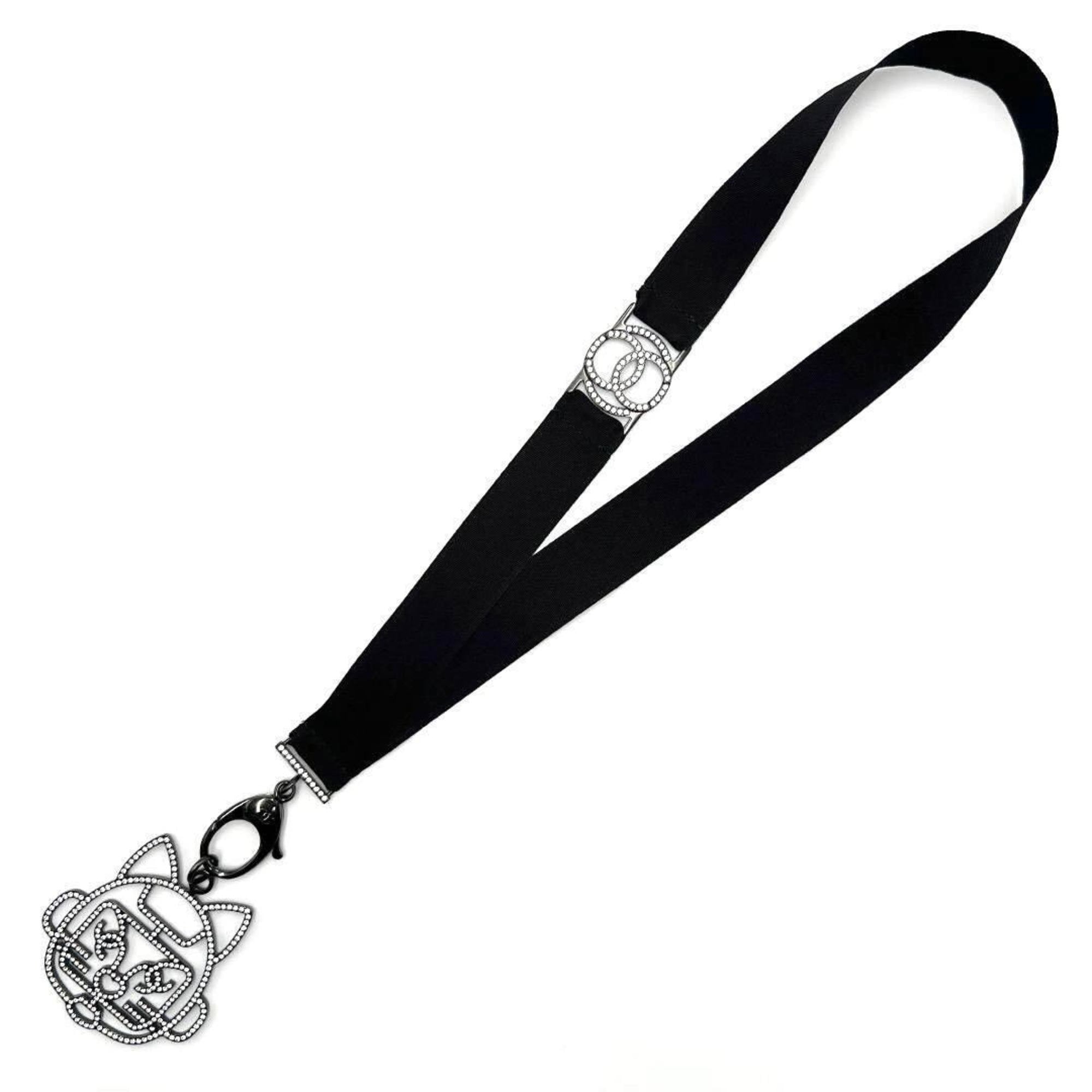 Pendant Necklace Metal and Rhinestone