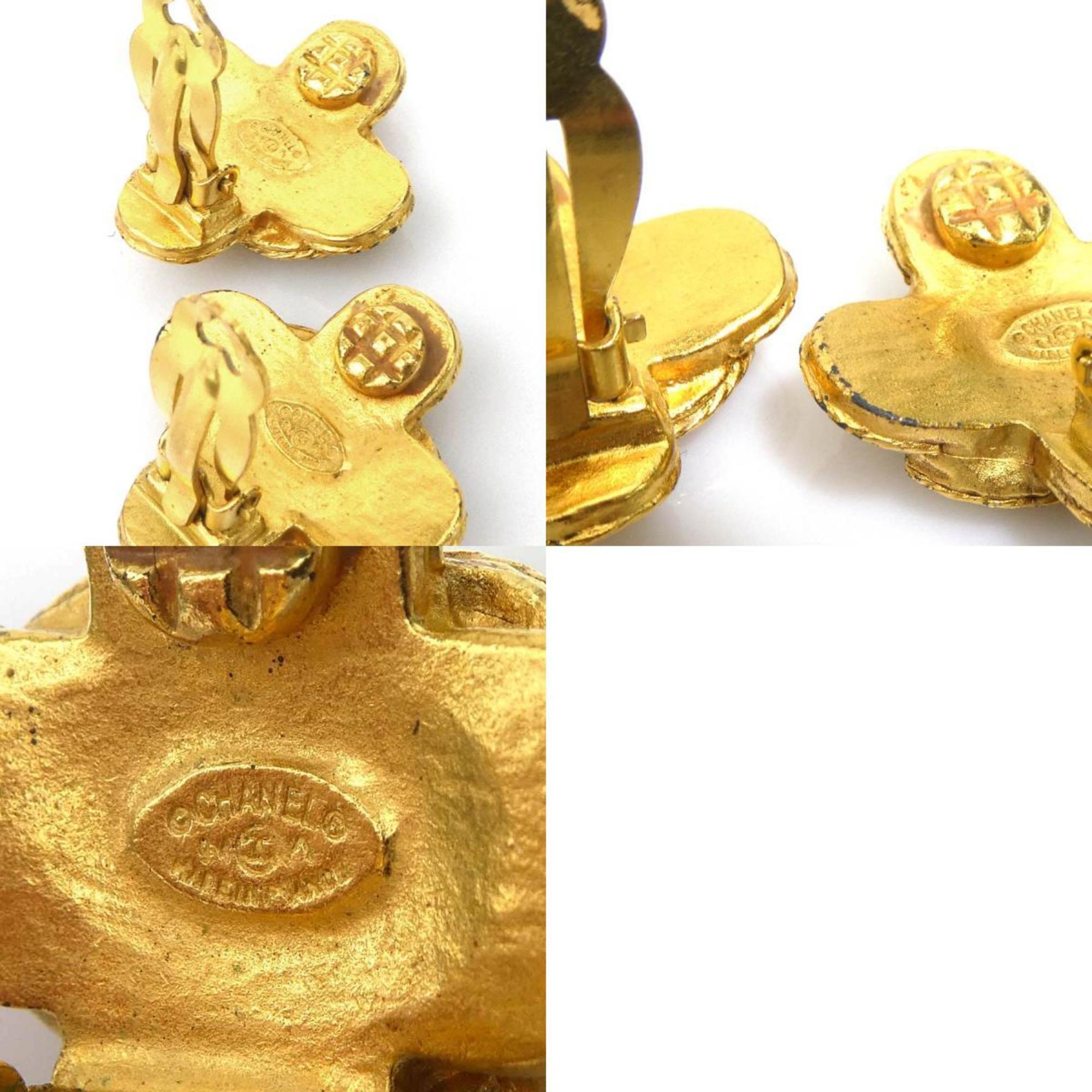 CC Logo Clip-On Earrings Gold-Tone Metal Gold-Tone Metal