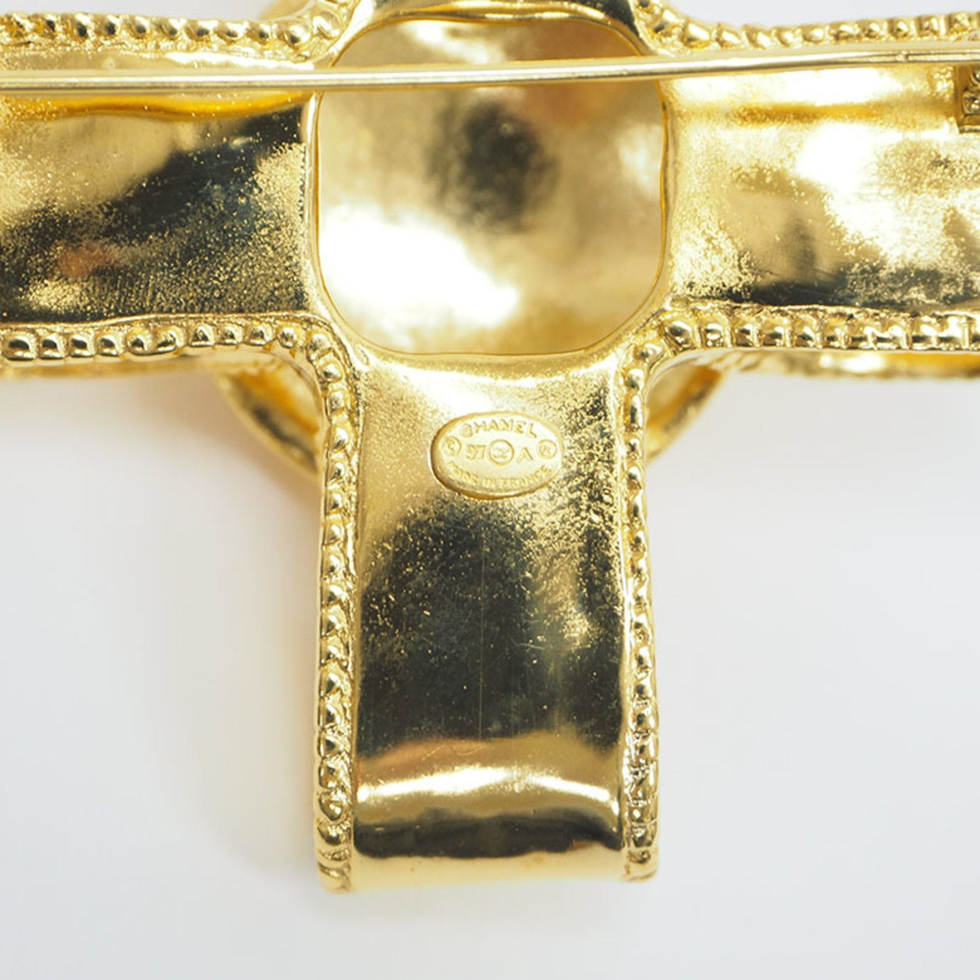 CC Logo Cross Brooch Gold-Tone Metal