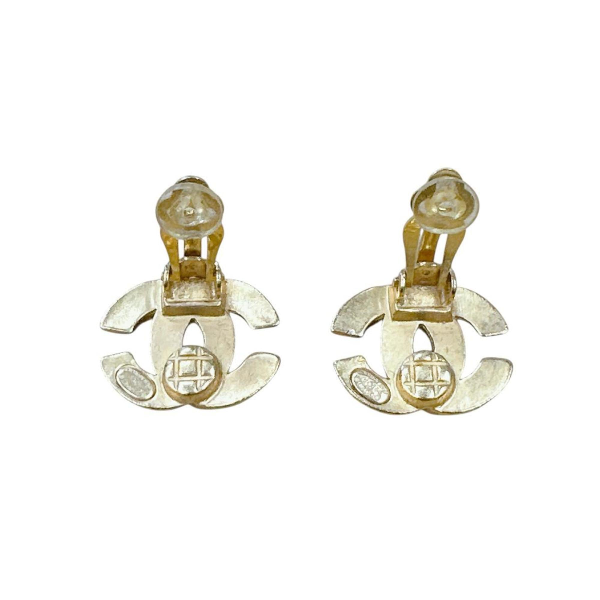CC Logo Clip-On Earrings Gold-Tone Metal Gold-Tone Metal