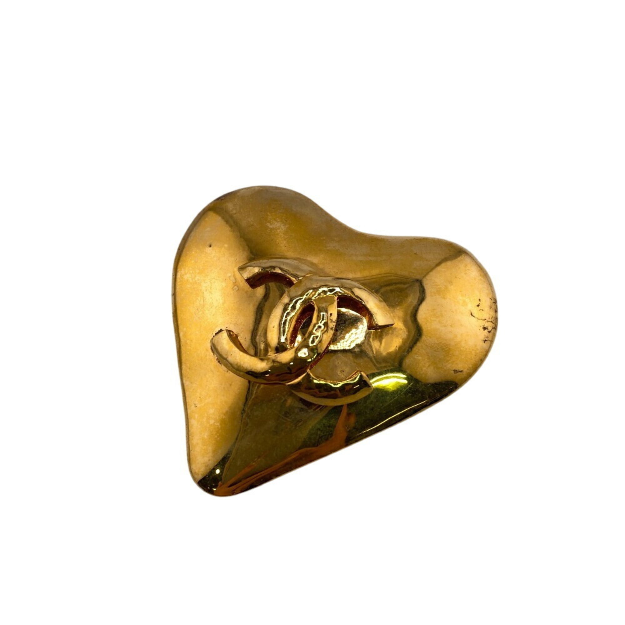 CC Logo Heart Brooch Gold-Tone Metal