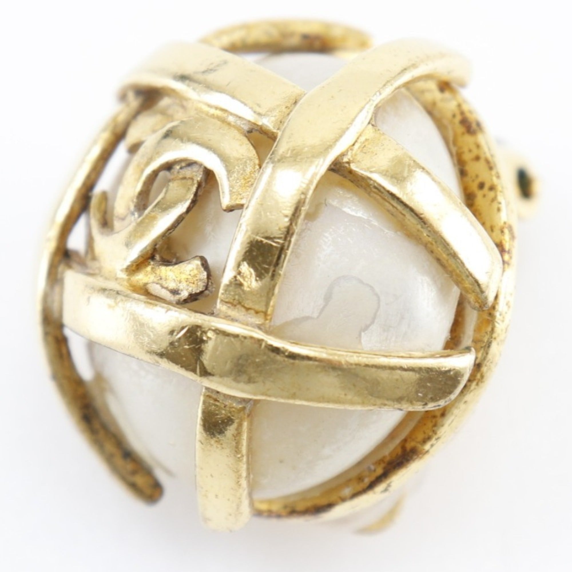 CC Logo Clip-On Earrings Gold-Tone Metal Gold-Tone Metal