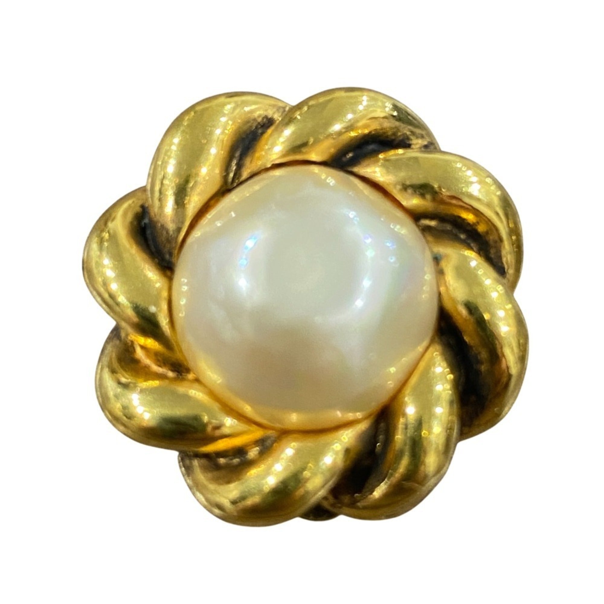 Vintage Clip-On Earrings Pearl Clip-On Gold-Tone Metal