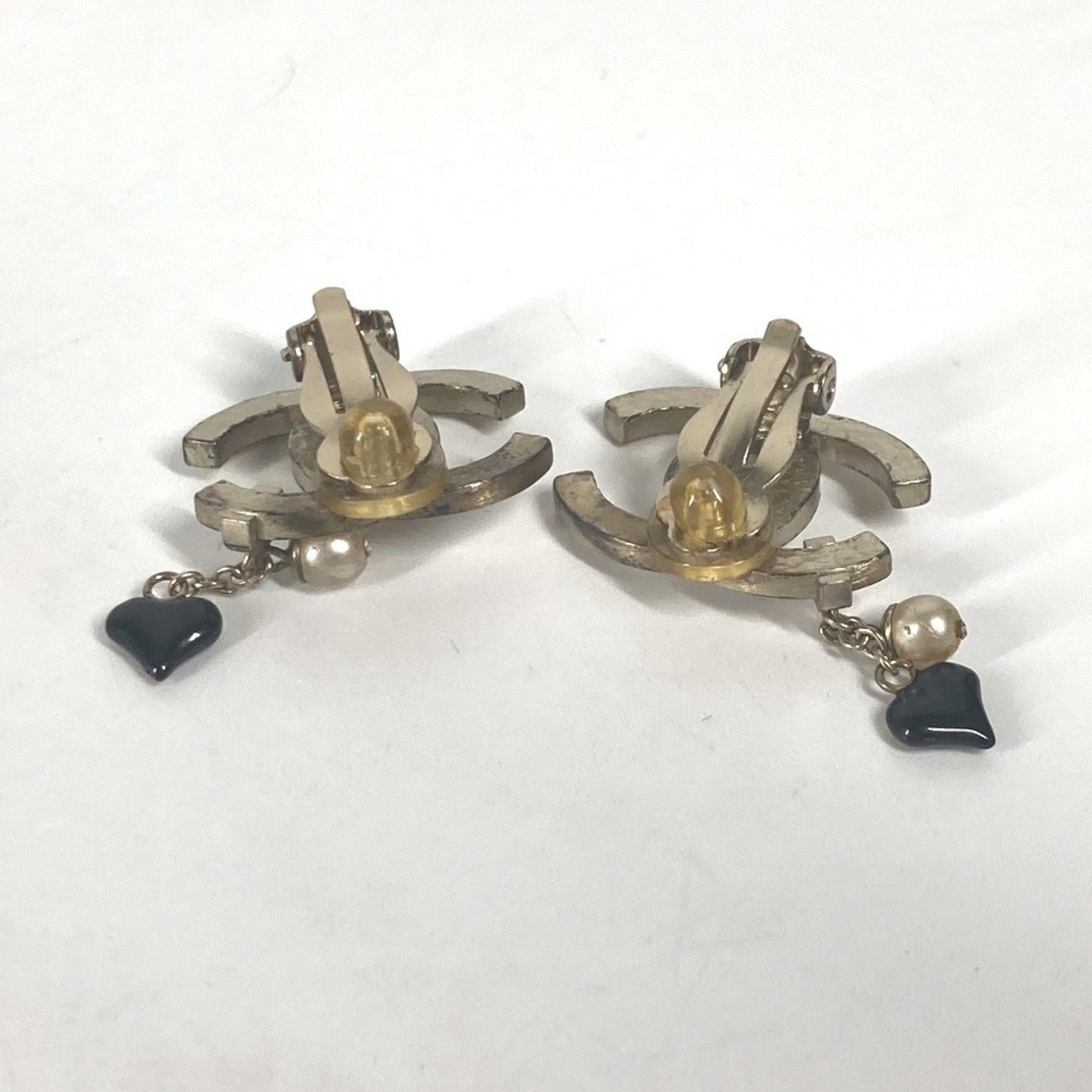 CC Logo Heart Clip-On Earrings Gold-Tone Metal Gold-Tone Metal