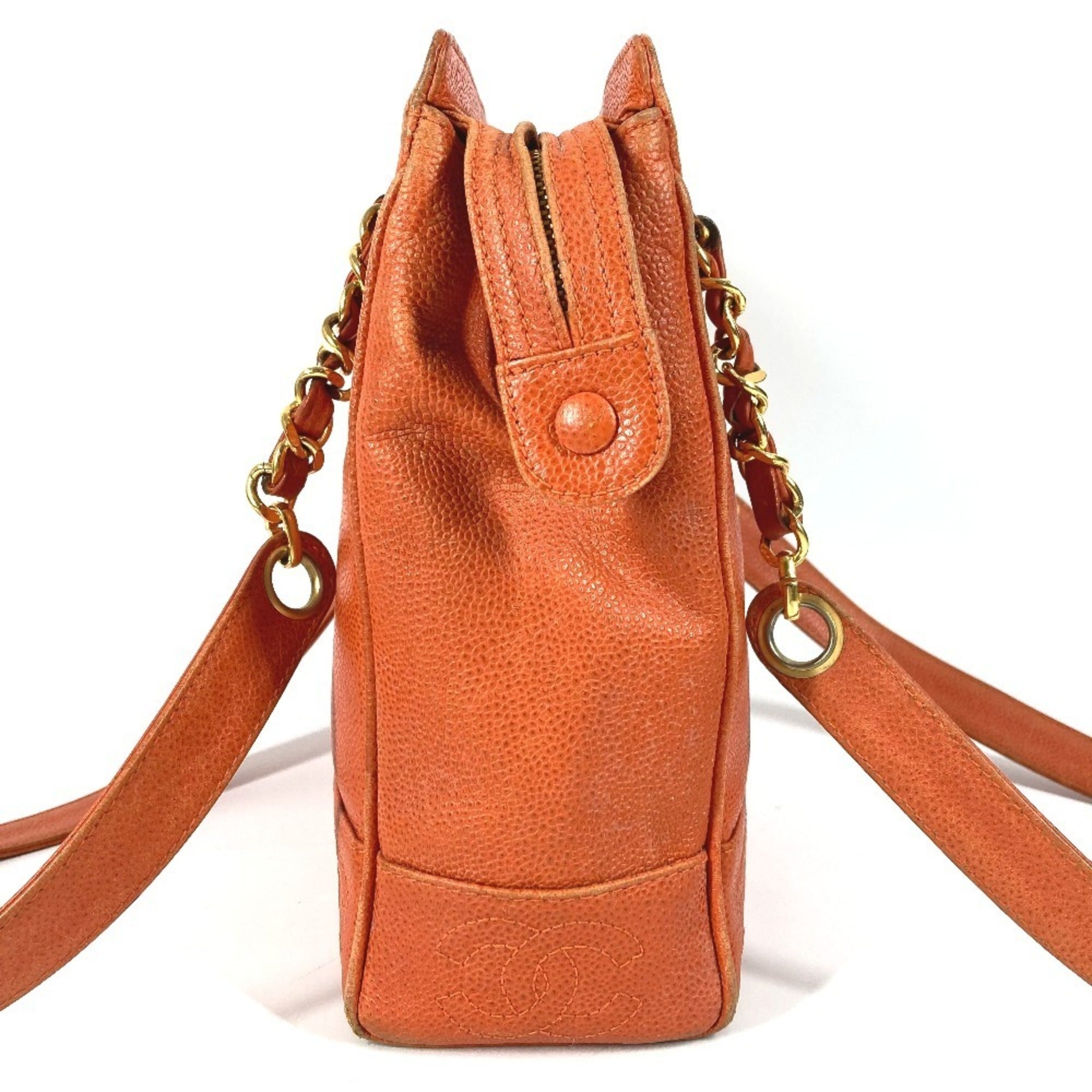 Vintage Stitched CC Shoulder Bag Caviar Medium