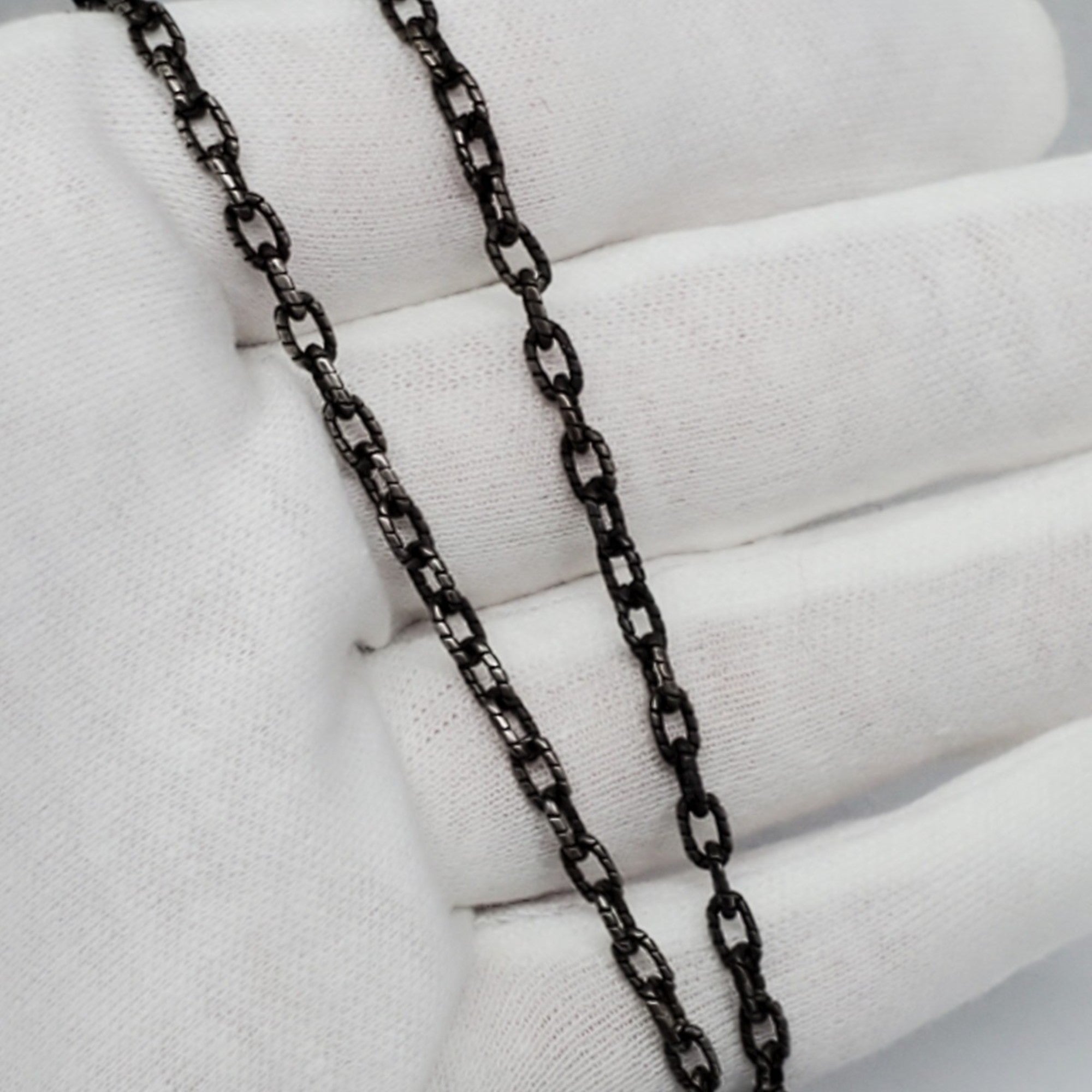 Interlocking G Pendant Necklace Sterling Silver