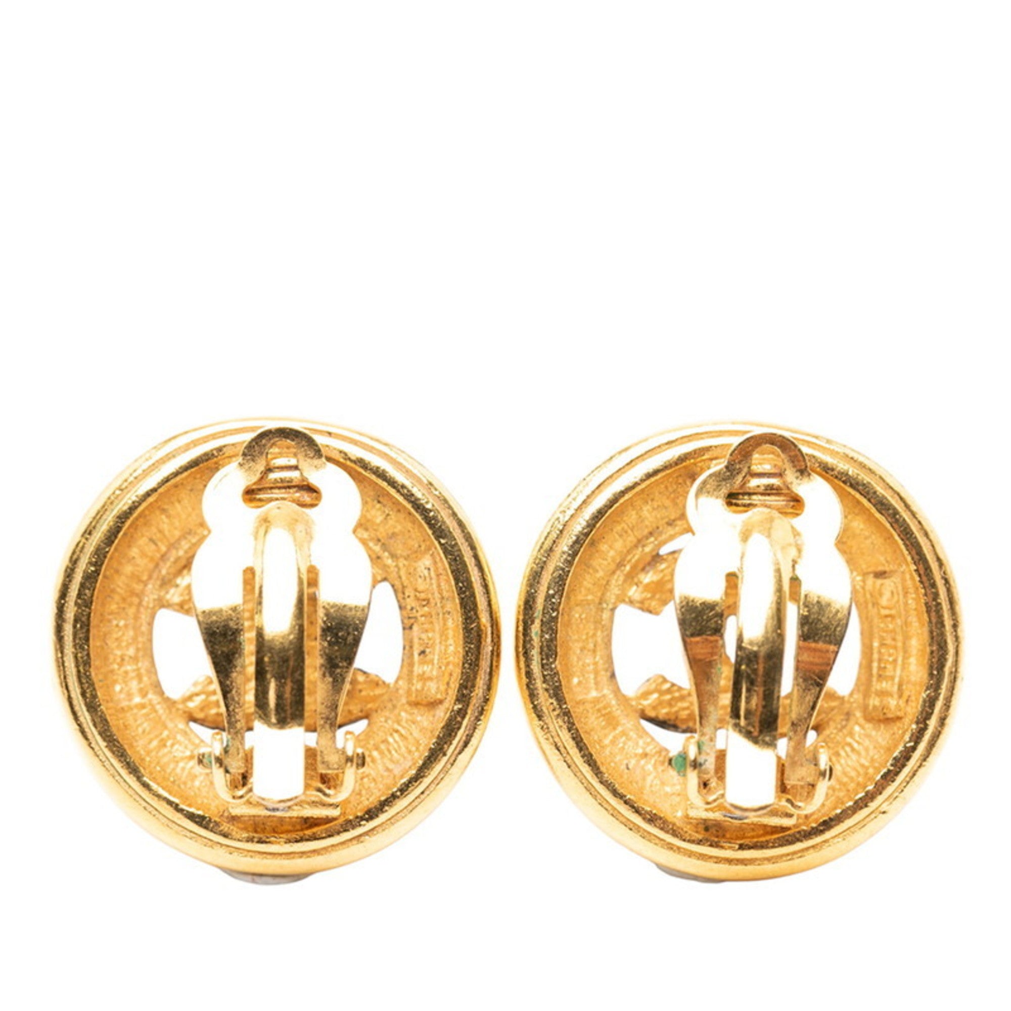 CC Logo Round Clip-On Earrings Metal Gold-Tone Metal