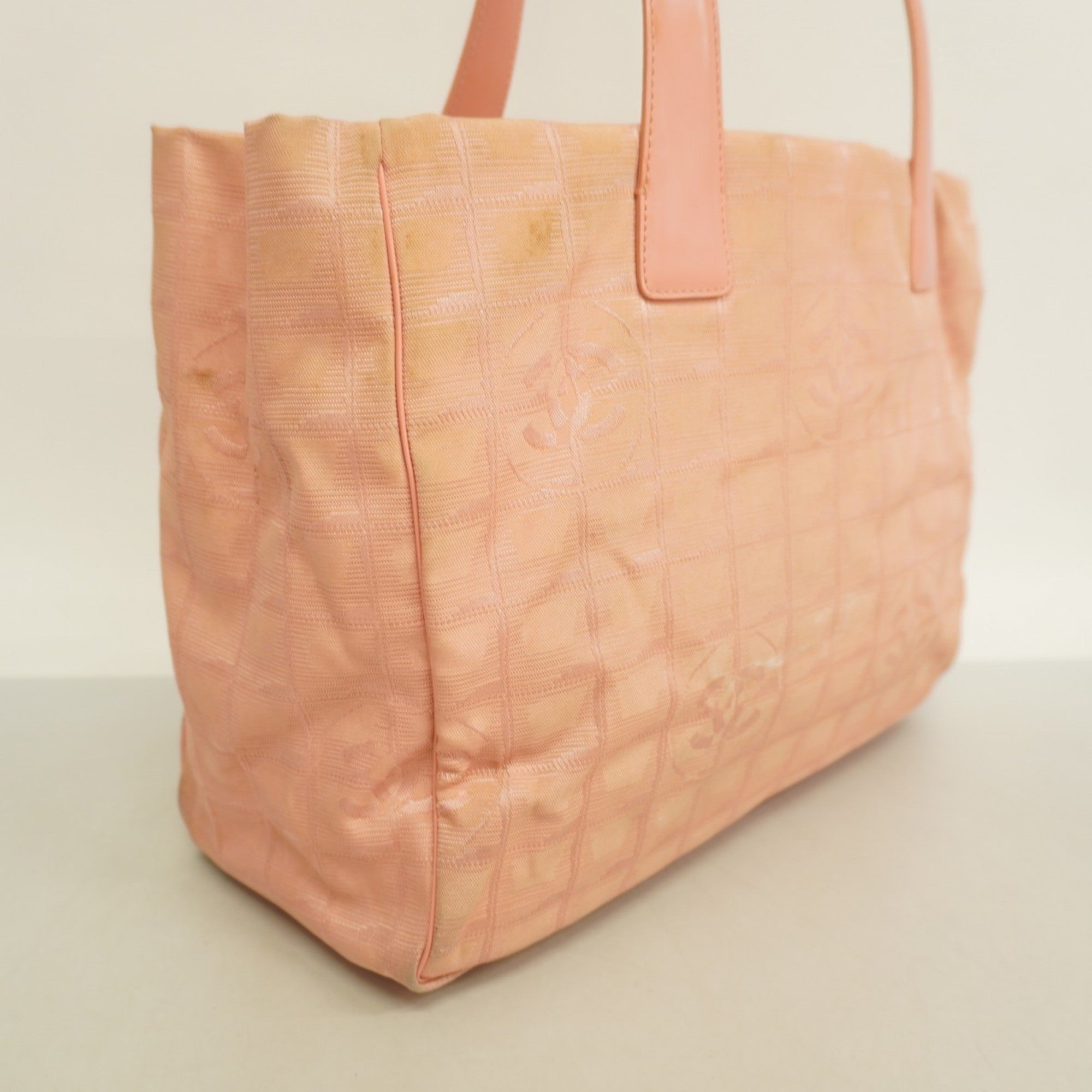 Travel Line Tote Nylon Medium