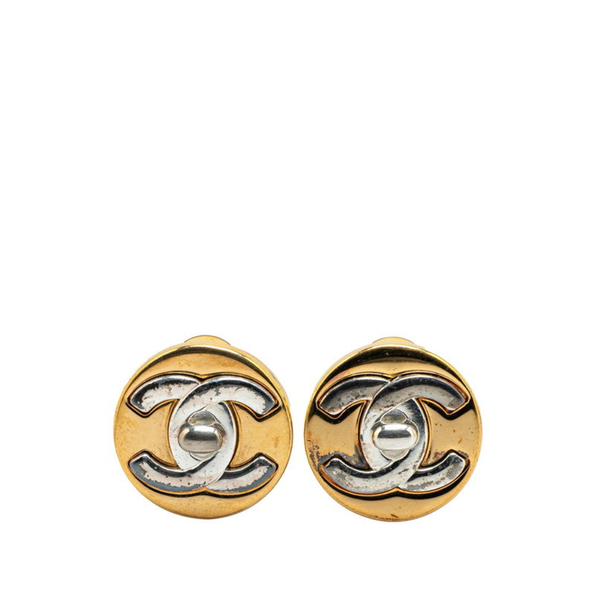 CC Logo Turnlock Clip-On Earrings Gold-Tone Metal Gold-Tone Metal