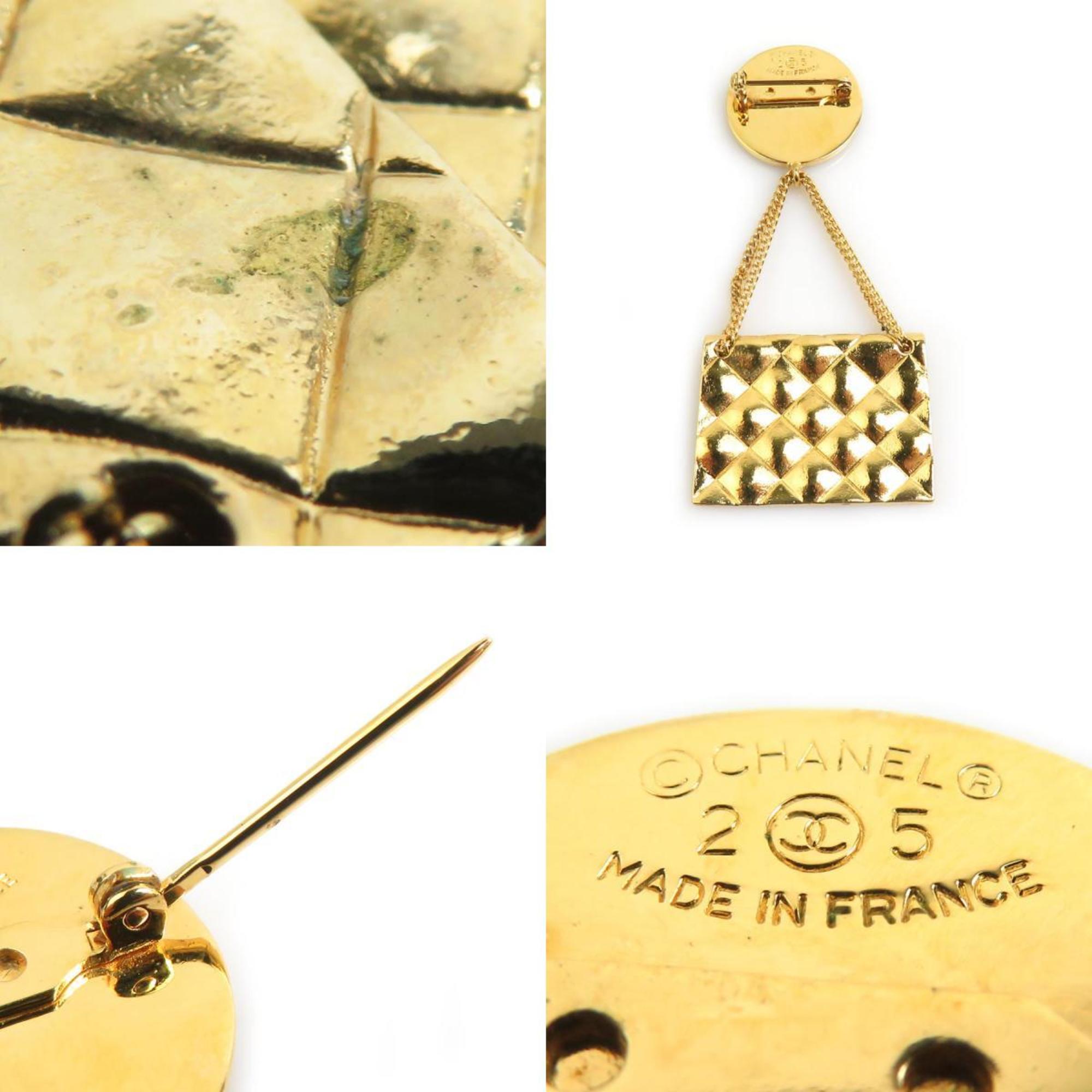 CC Logo Brooch Gold-Tone Metal