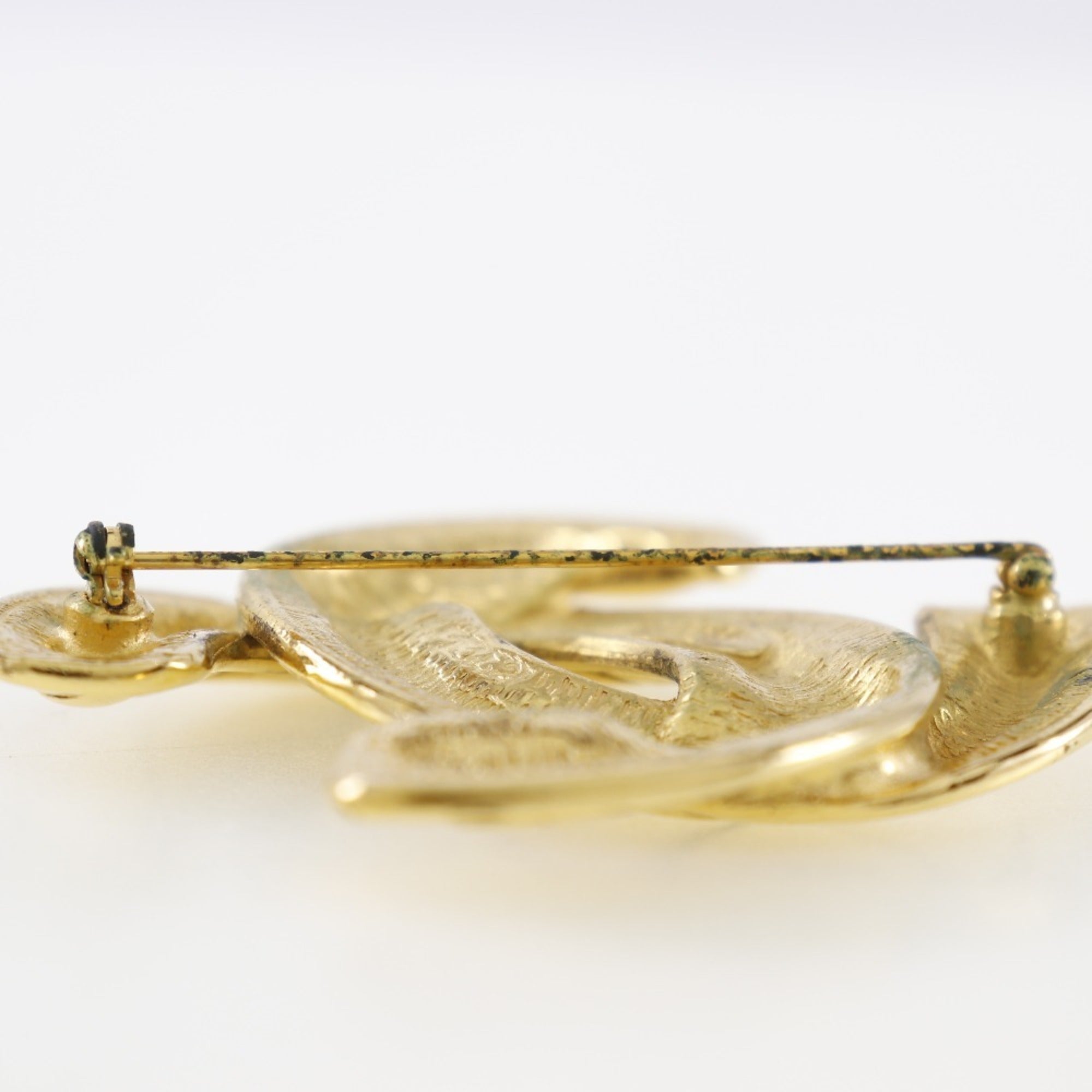 CC Logo Brooch 18K Yellow Gold