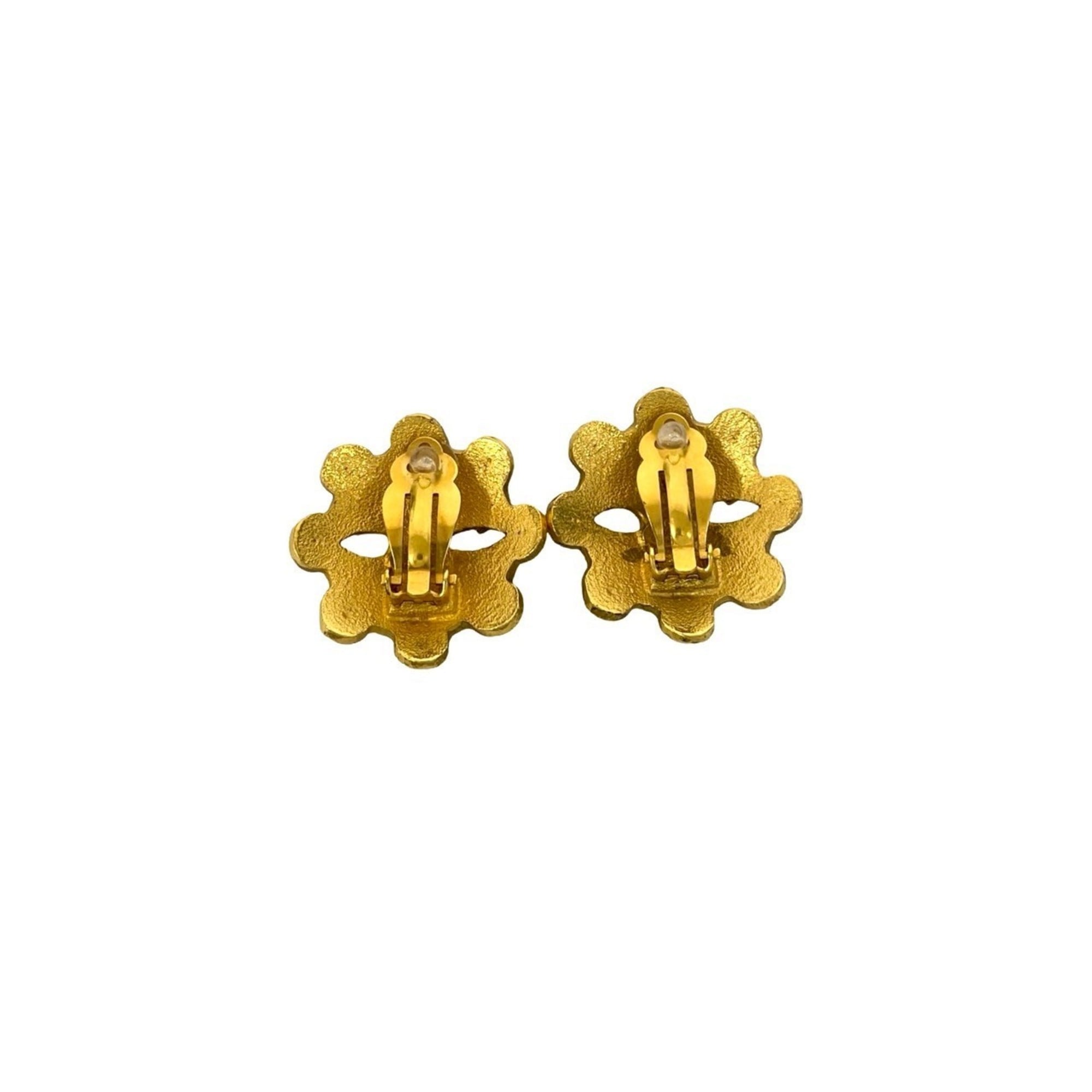CC Logo Clip-On Earrings Metal Gold-Tone Metal