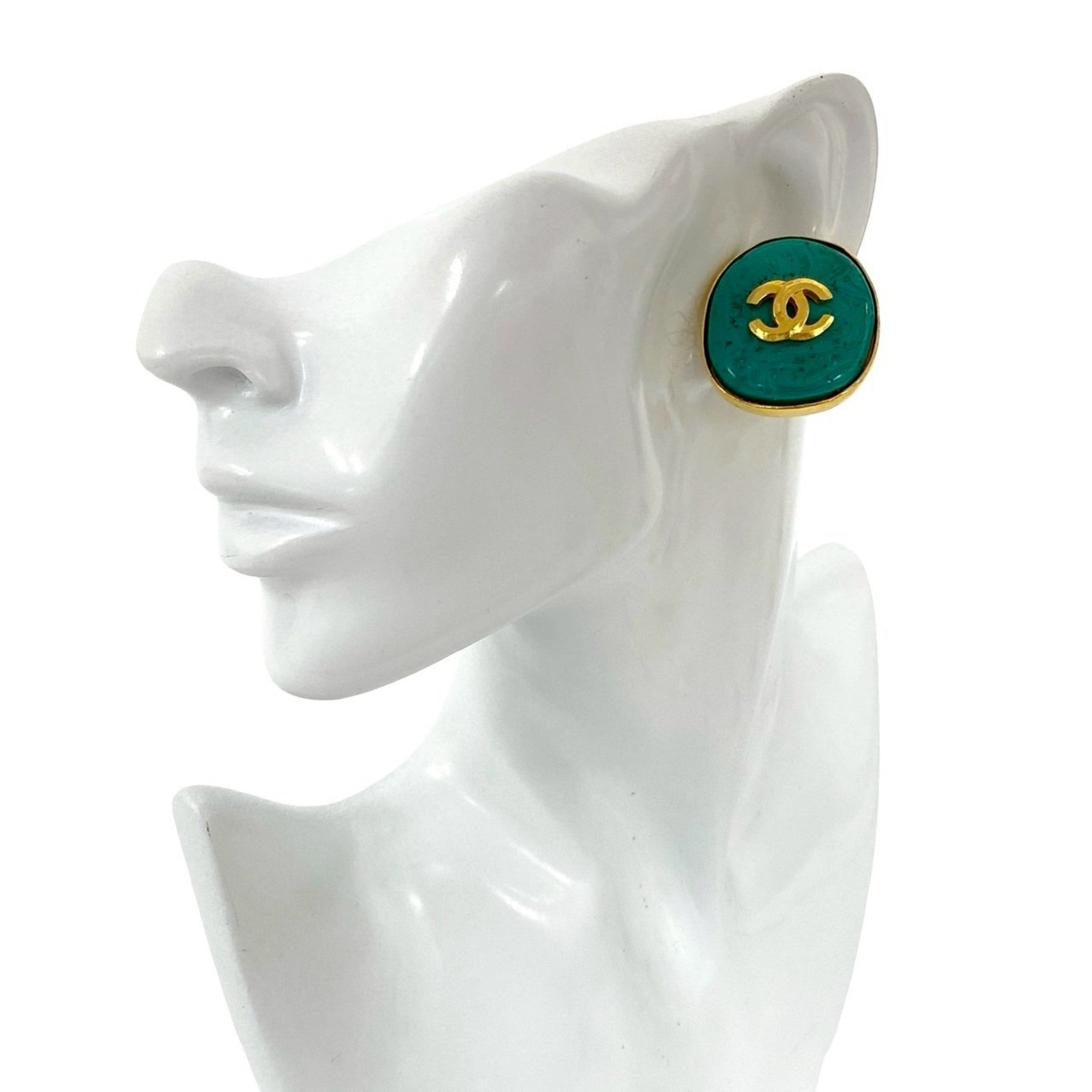 CC Logo Clip-On Earrings Metal Gold-Tone Metal