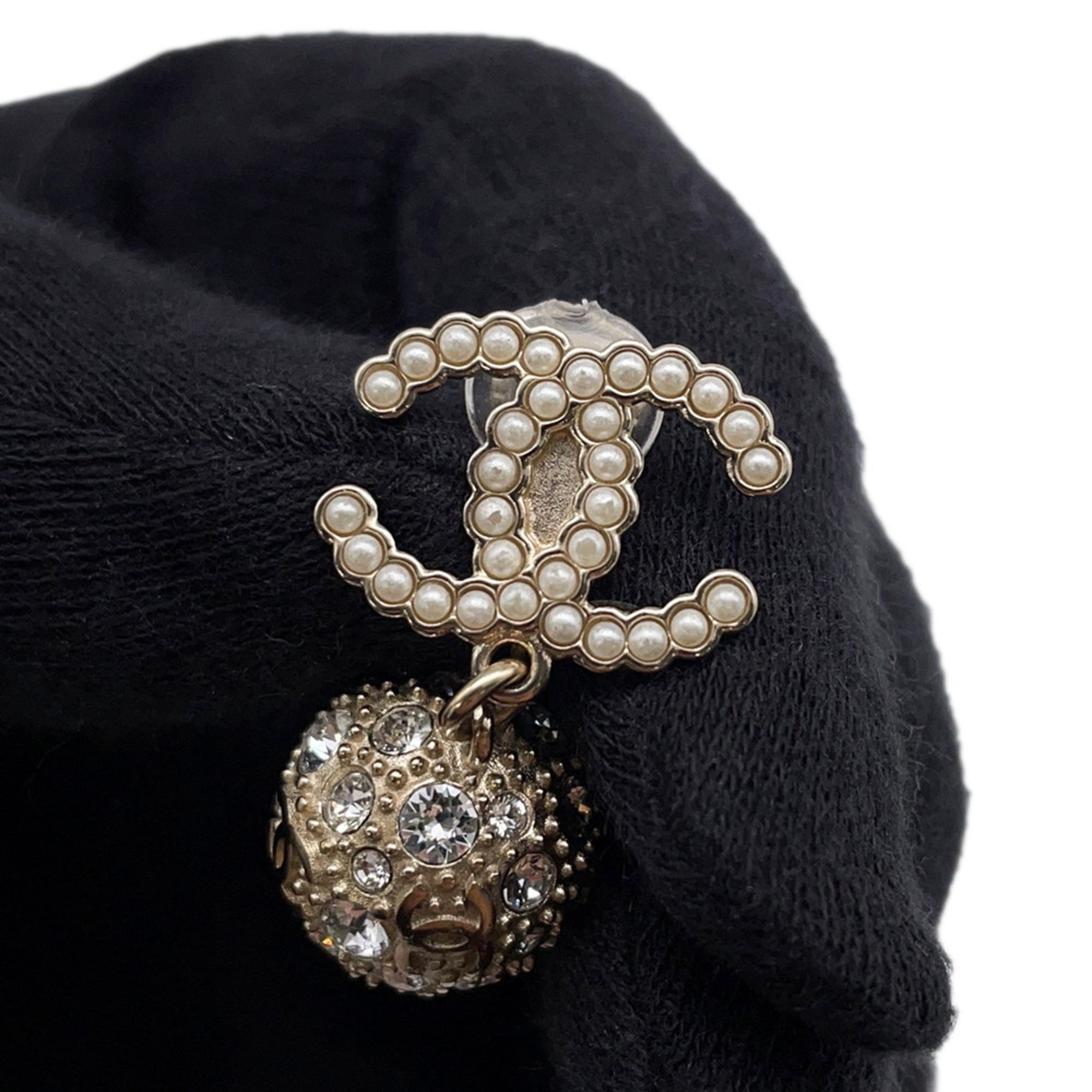 CC Logo Clip-On Earrings Gold-Tone Metal Gold-Tone Metal
