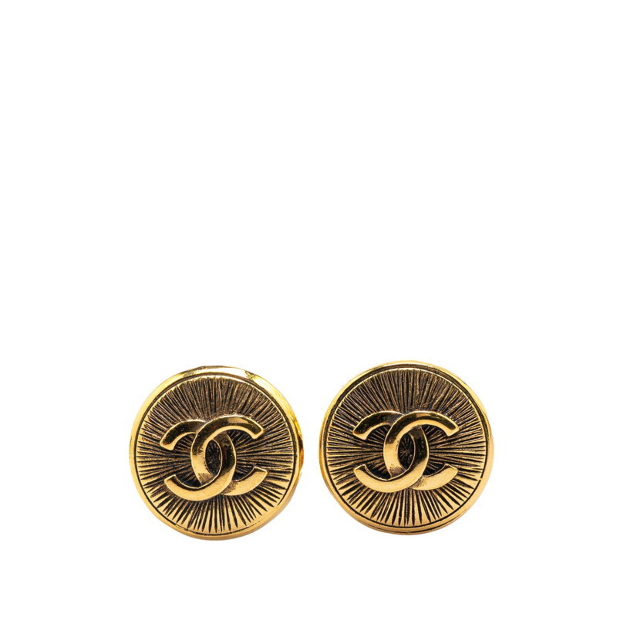 CC Logo Round Clip-On Earrings Metal Gold-Tone Metal