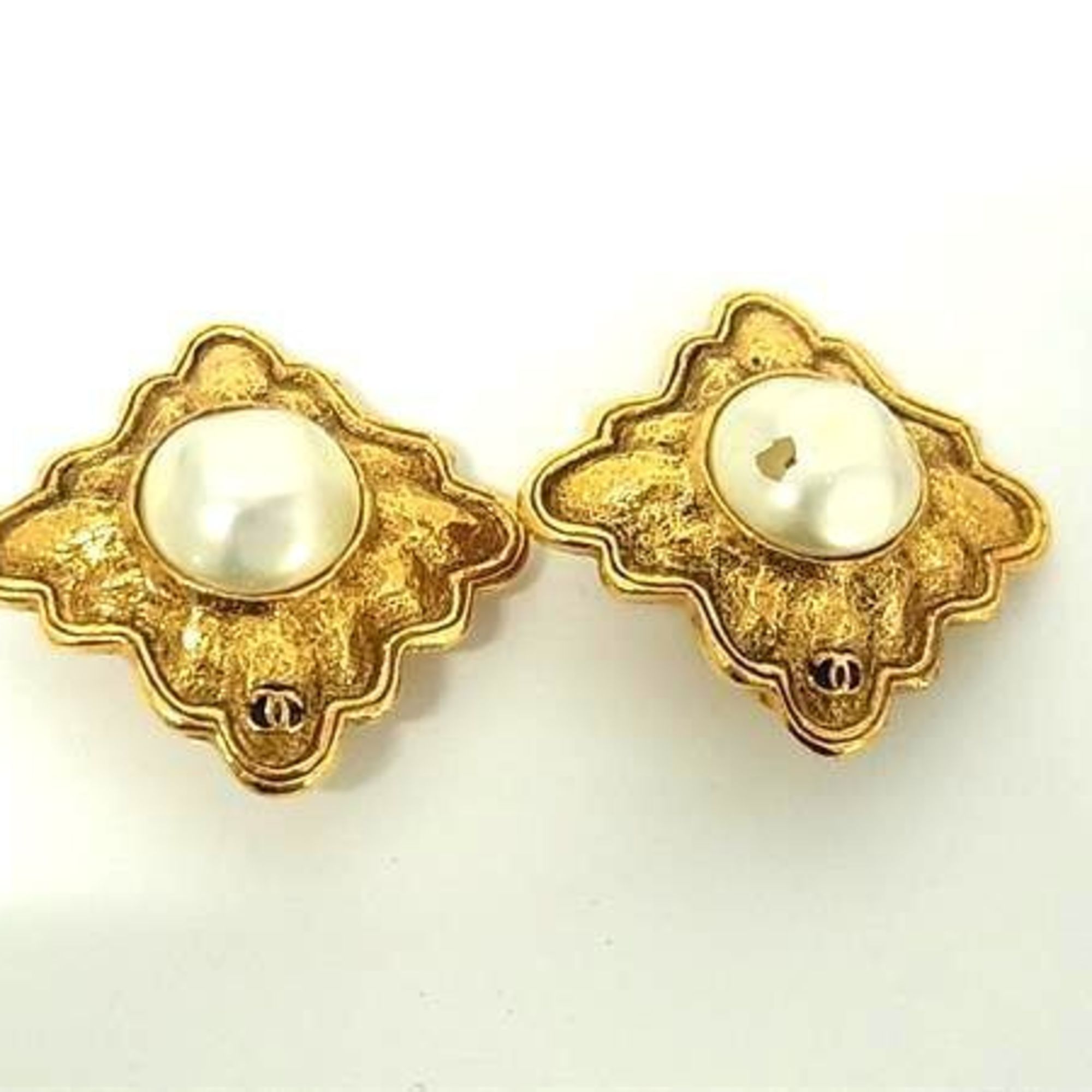 CC Logo Clip-On Earrings Gold-Tone Metal Gold-Tone Metal