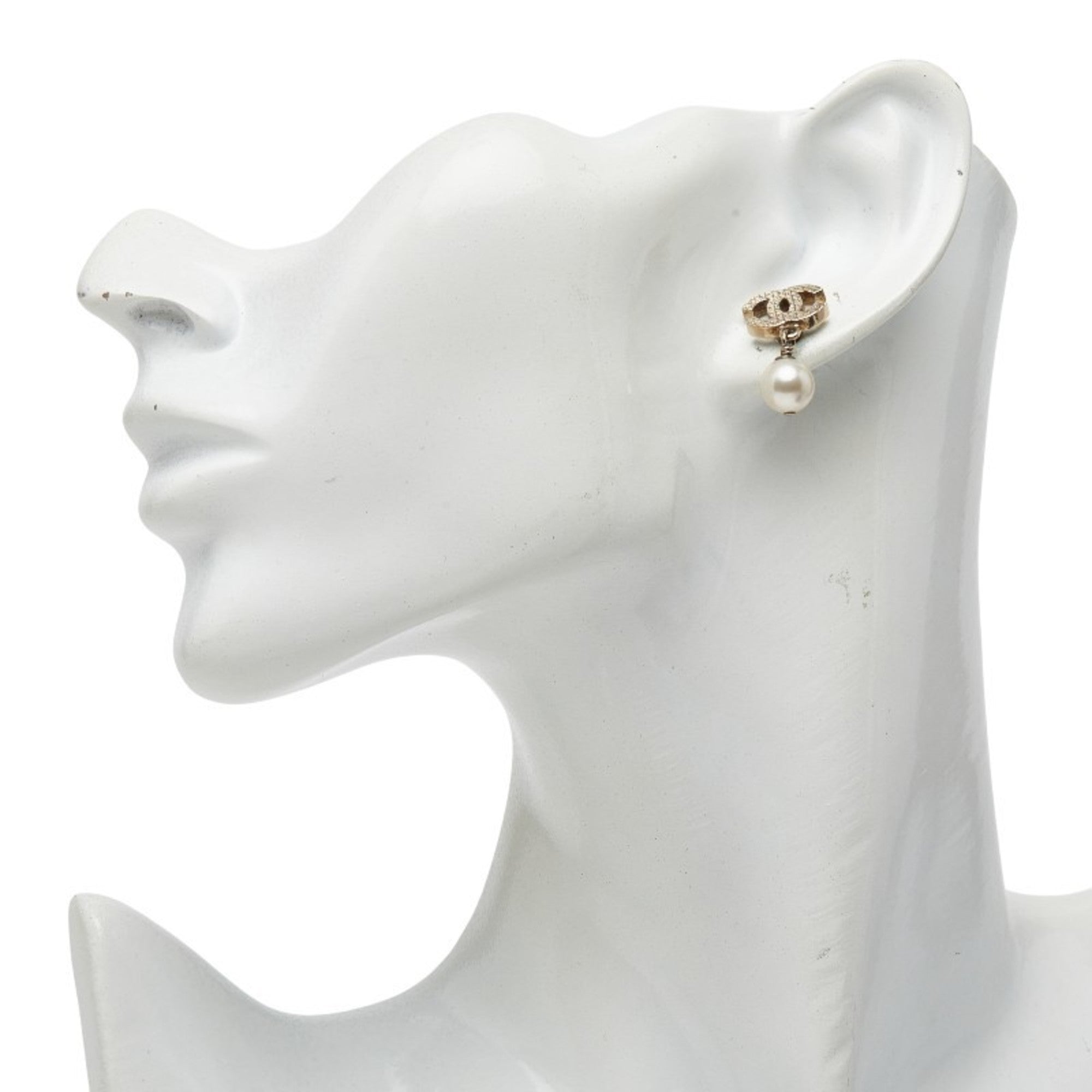 CC Logo Earrings Metal Gold-Tone Metal