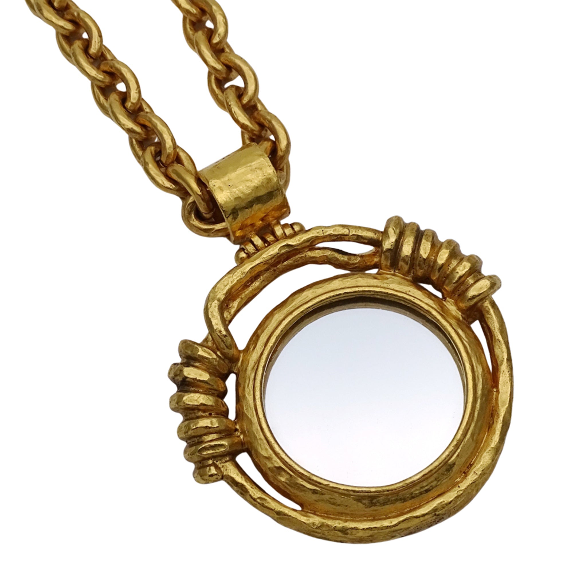 CC Logo Round Pendant Necklace Metal