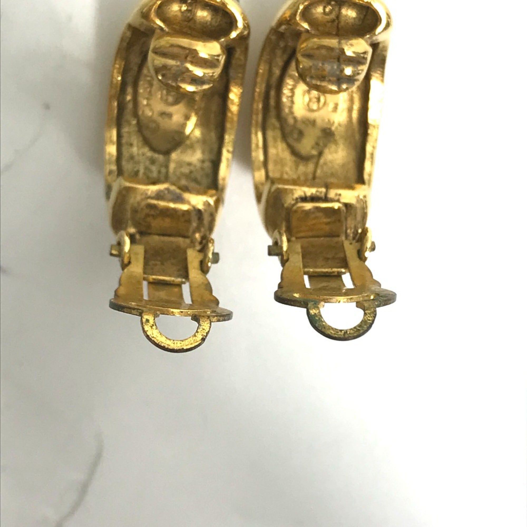 Vintage Clip-On Earrings Clip-On