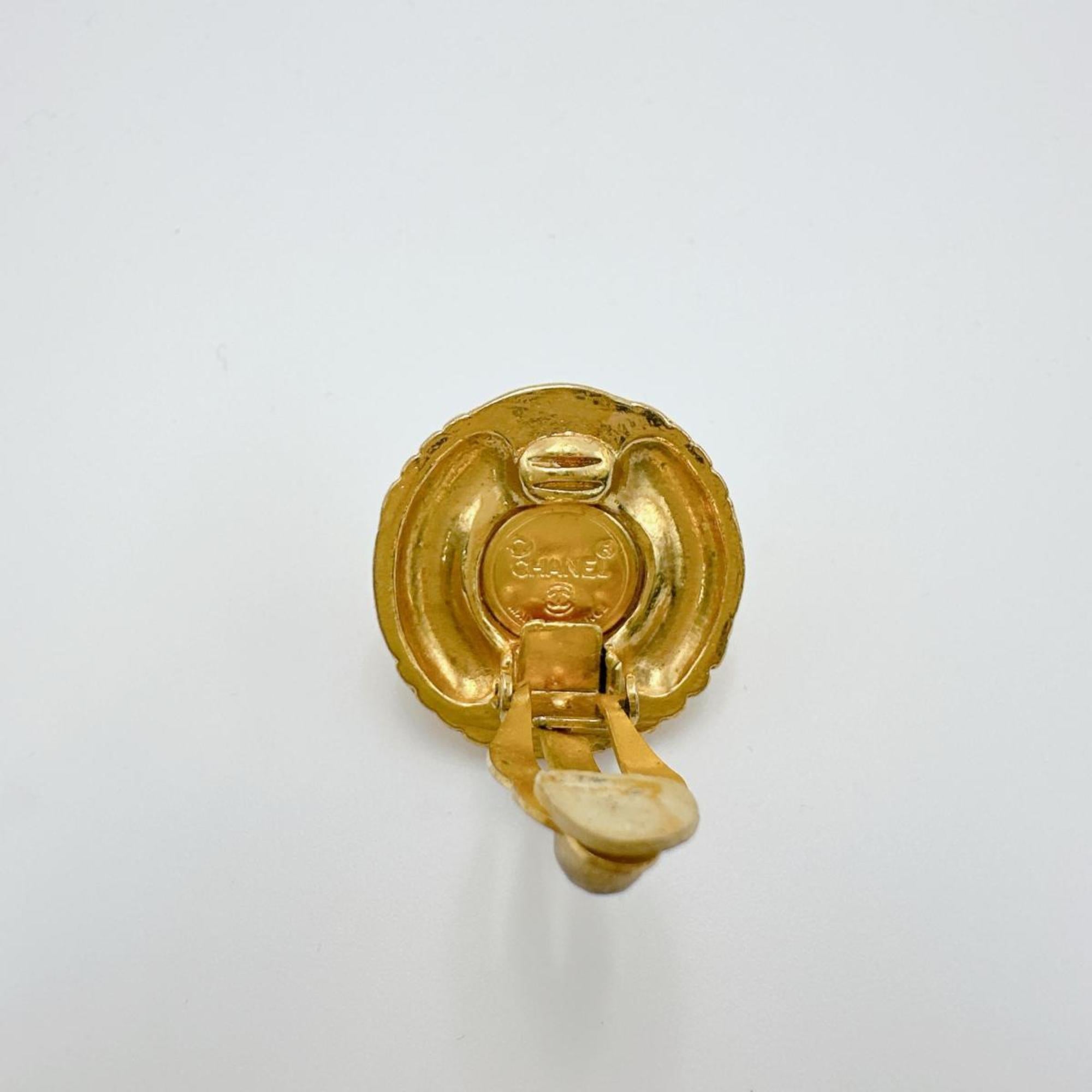 Vintage Clip-On Earrings Pearl Clip-On Gold-Tone Metal