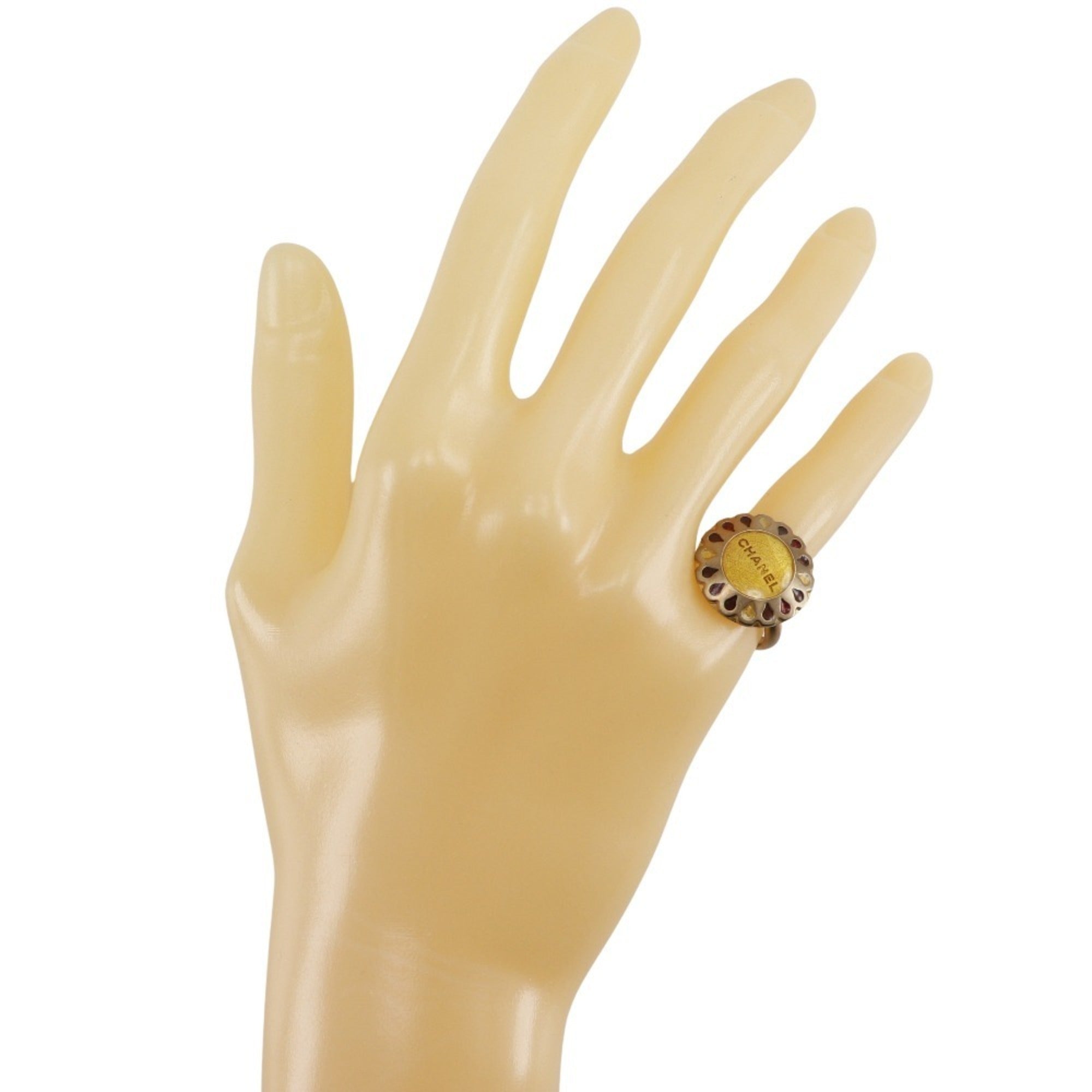 Flower Motif Ring Metal