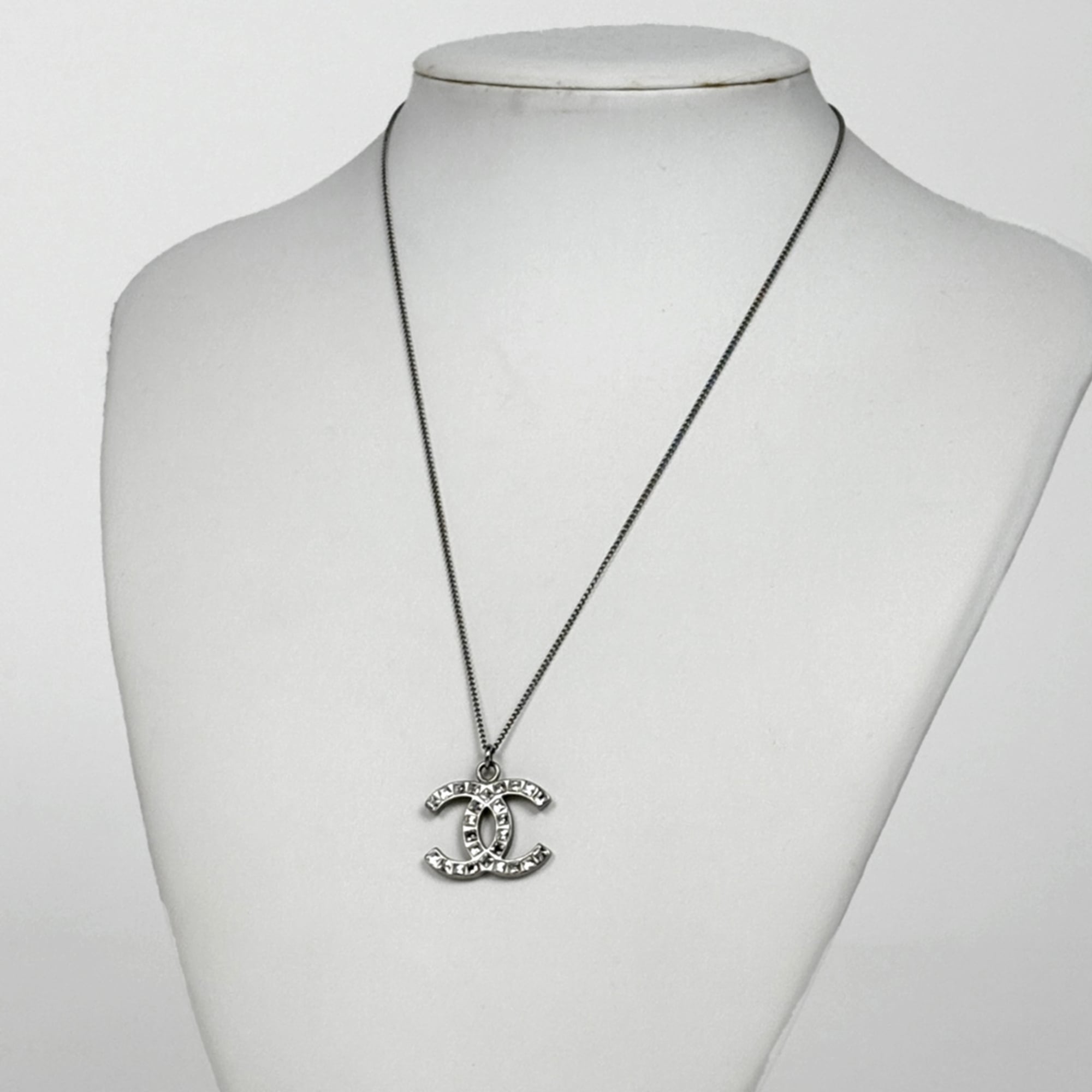 CC Logo Pendant Necklace Metal