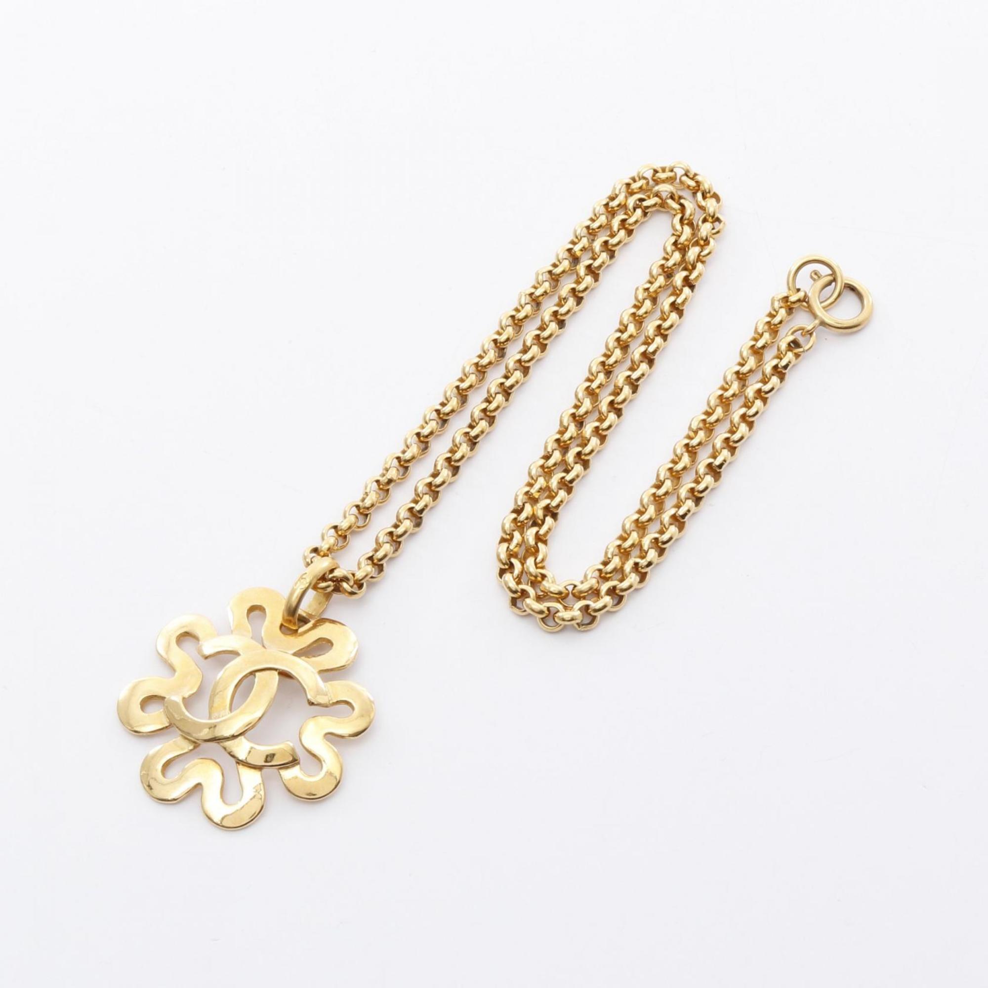 CC Logo Pendant Necklace Metal