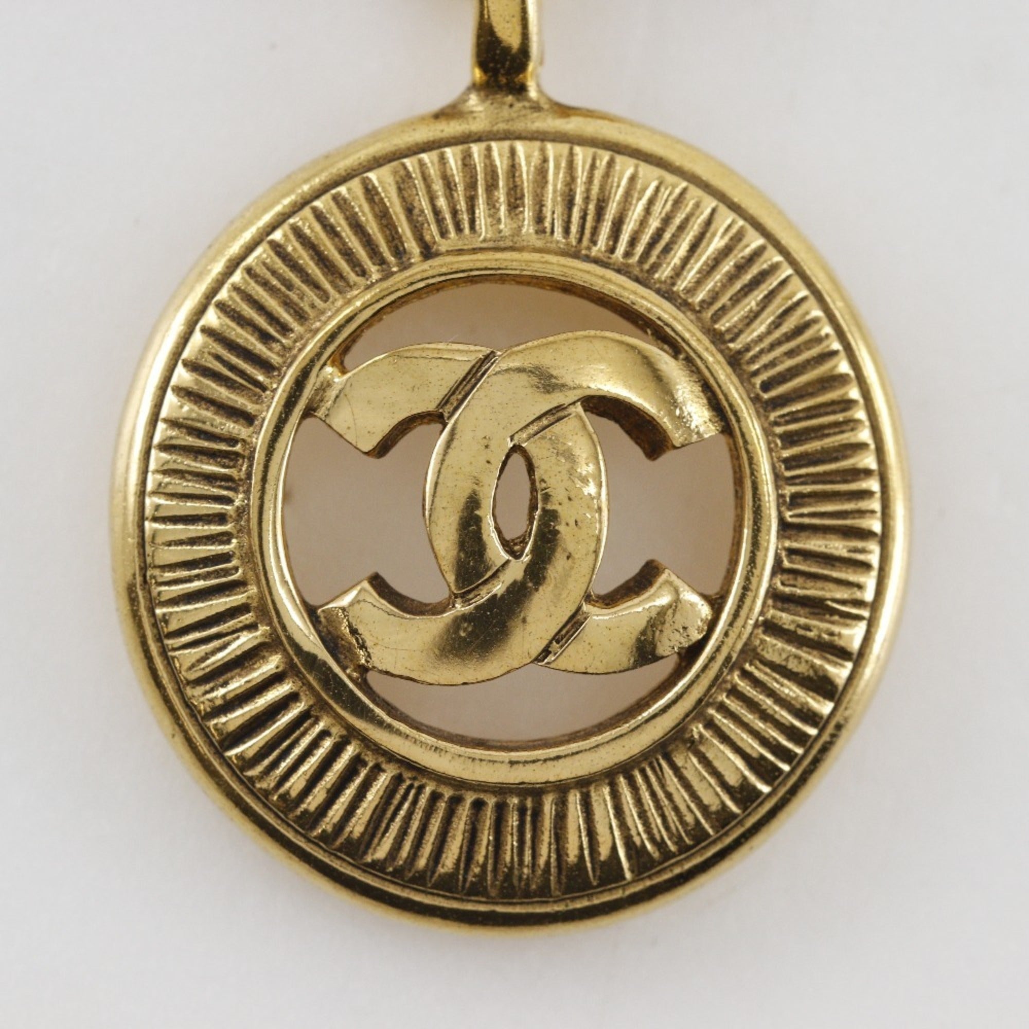 CC Logo Pendant Necklace Metal
