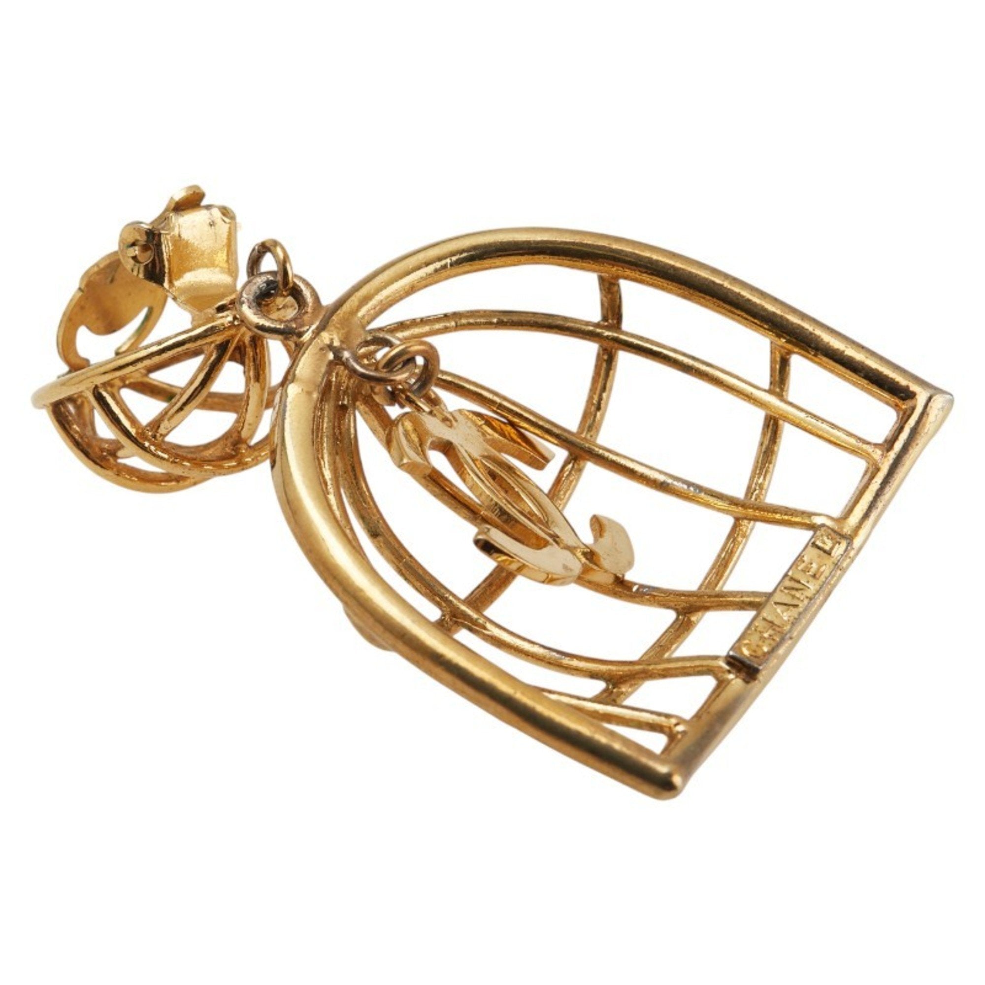 CC Logo Clip-On Earrings Metal Gold-Tone Metal